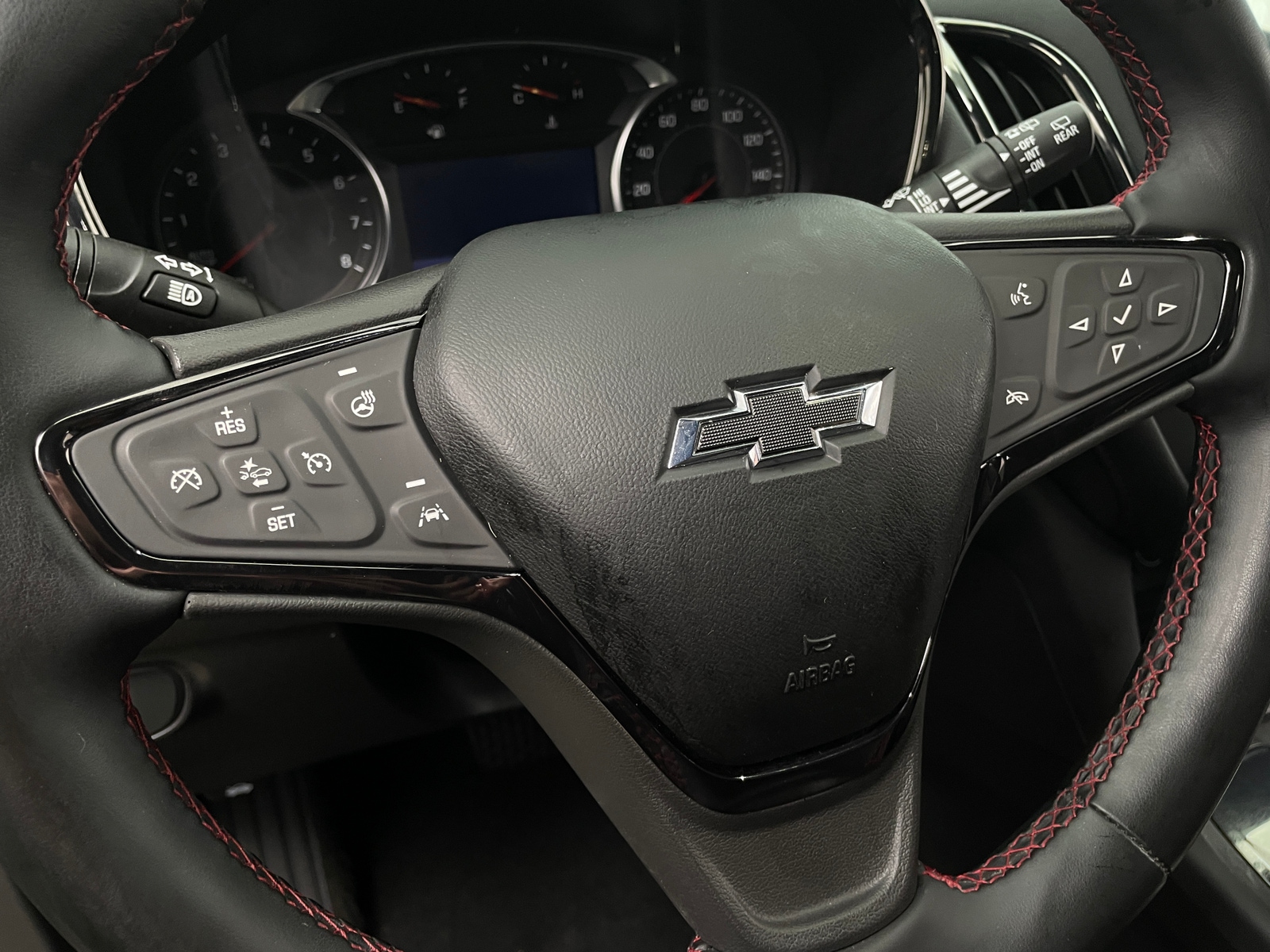Thumbnail: 2023 Chevrolet Equinox - 5