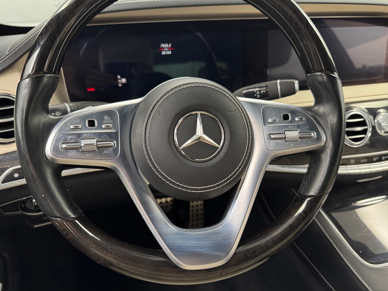 Thumbnail: 2019 Mercedes-Benz S-Class - 4