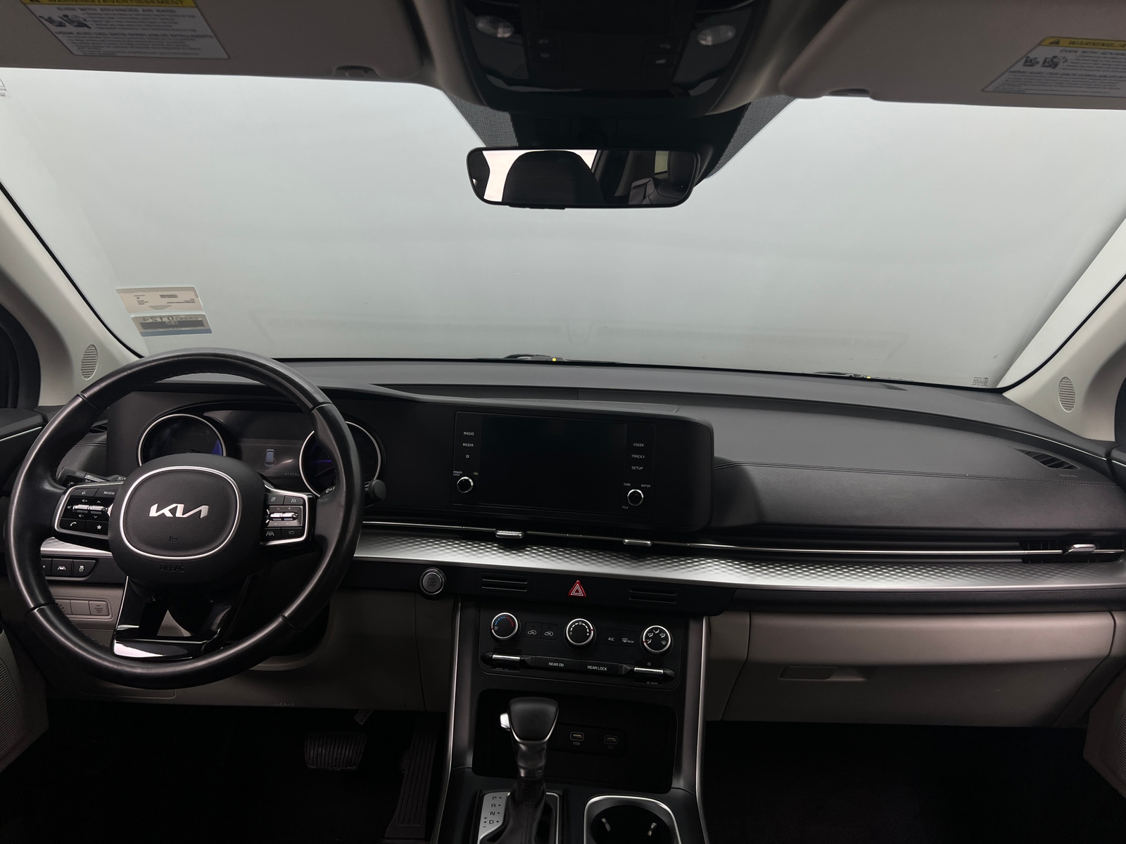 Thumbnail: 2022 Kia Carnival - 2