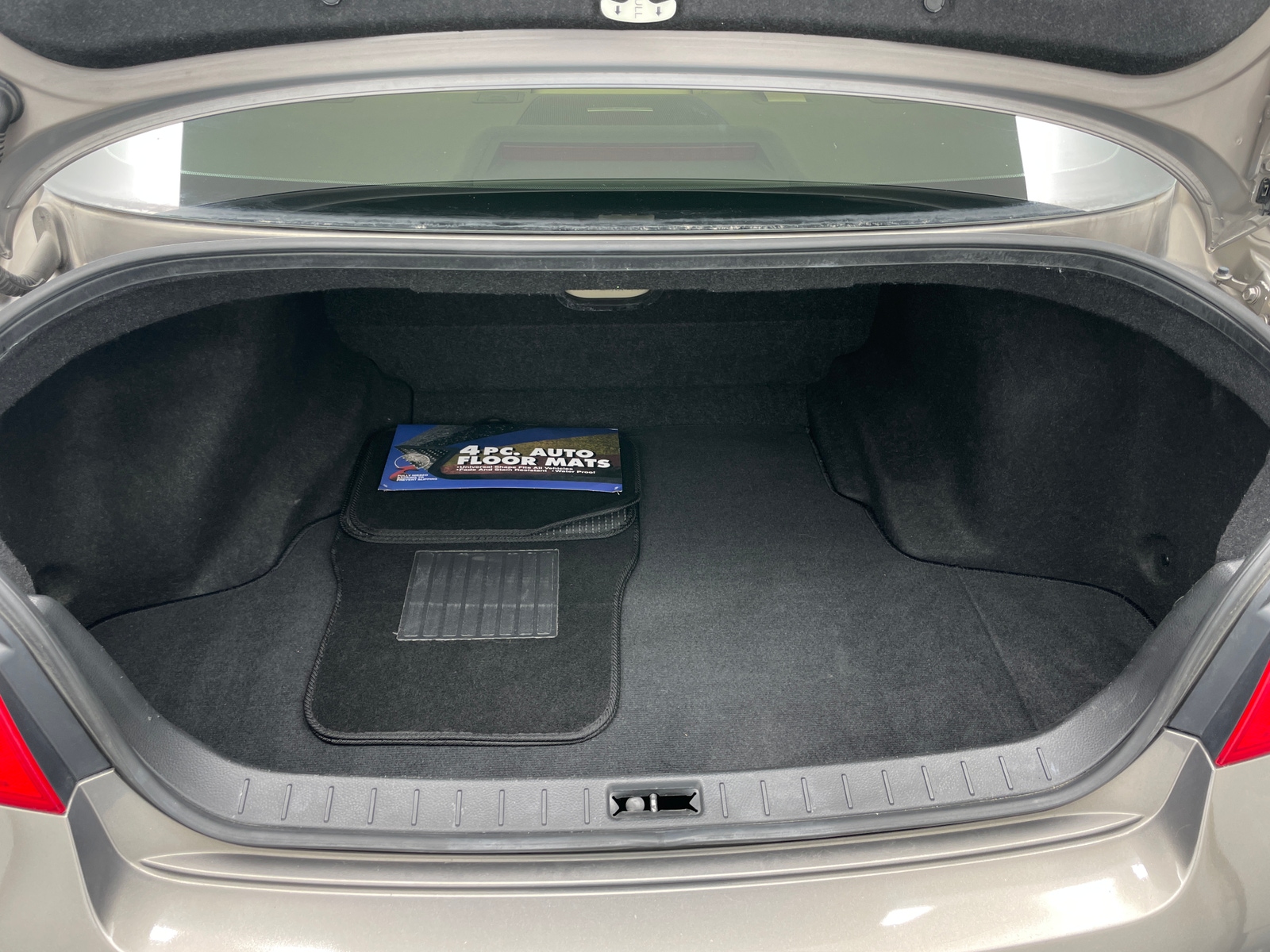 Thumbnail: 2013 INFINITI G37 - 6