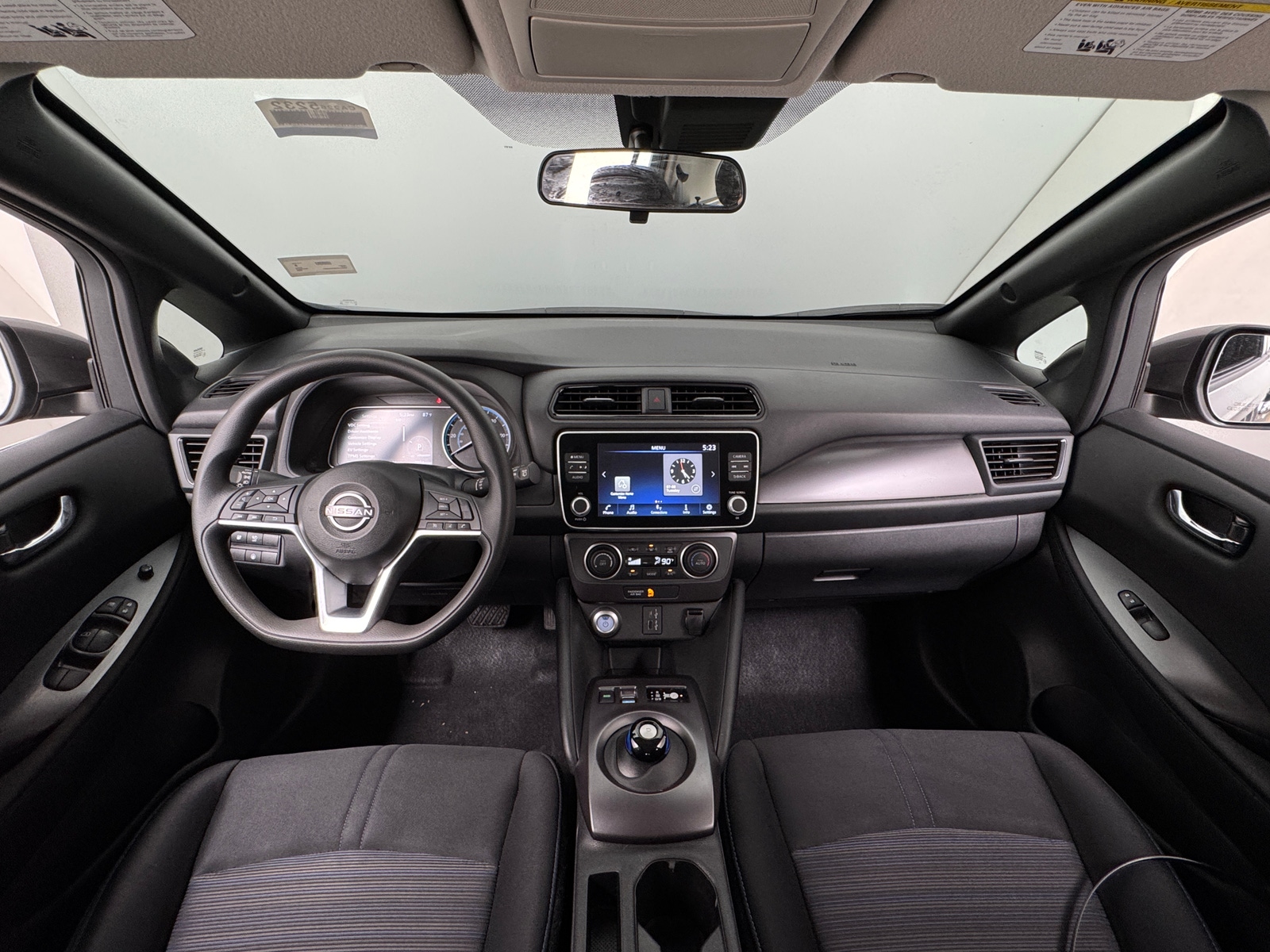 Thumbnail: 2023 Nissan Leaf - 3