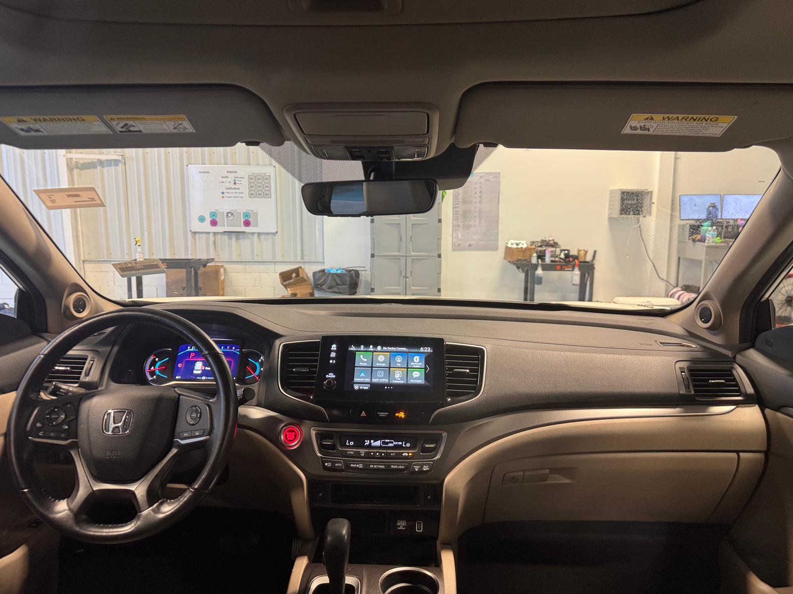 Thumbnail: 2019 Honda Pilot - 2