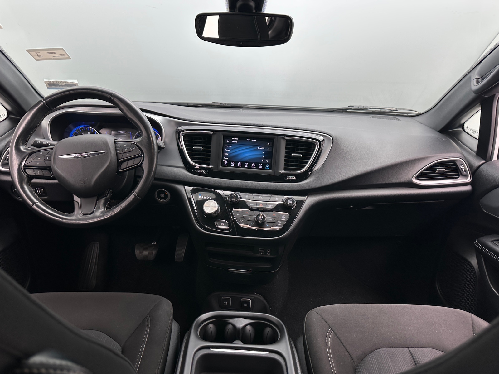 Thumbnail: 2020 Chrysler Pacifica - 3