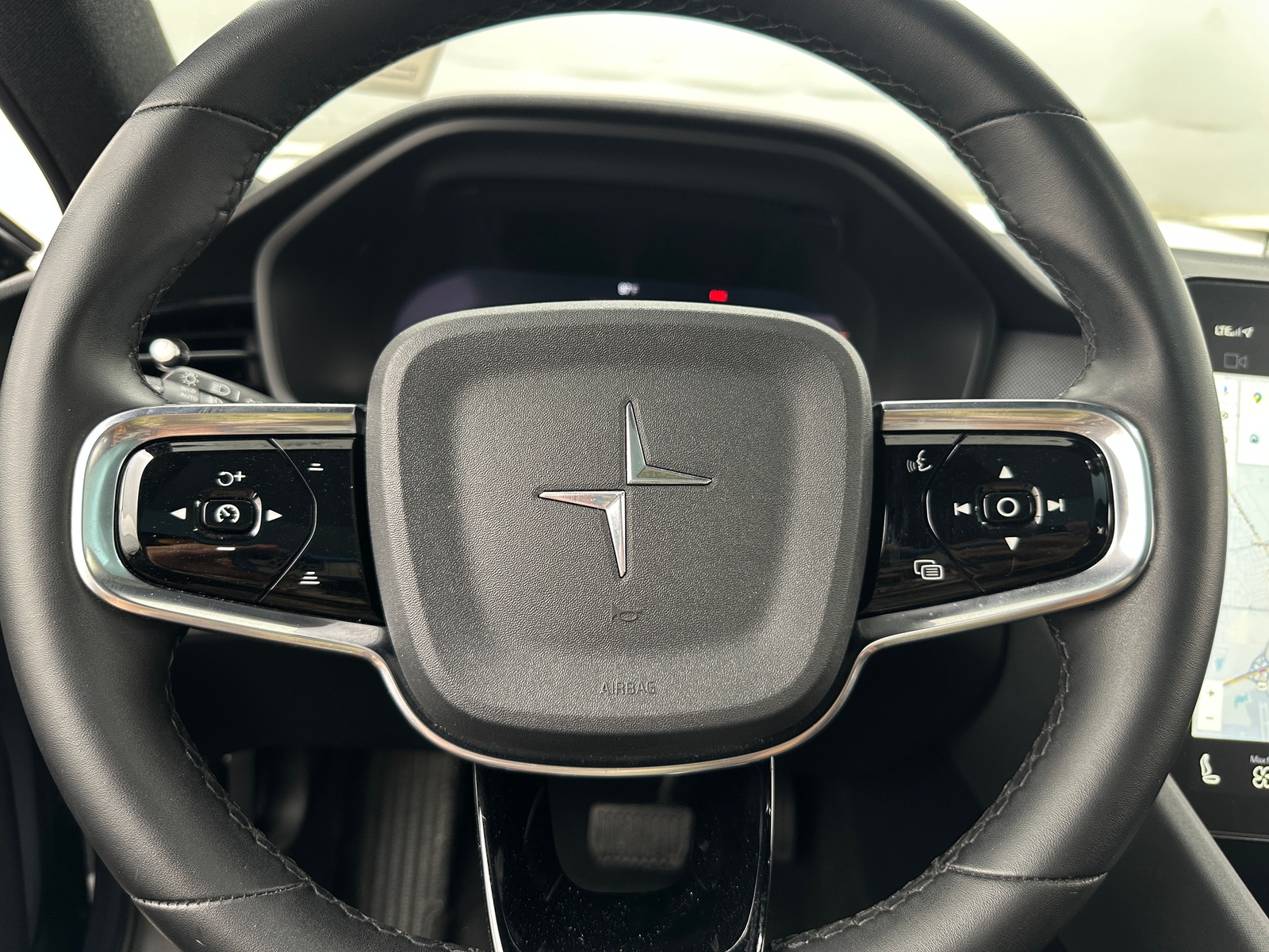 Thumbnail: 2021 Polestar 2 - 5