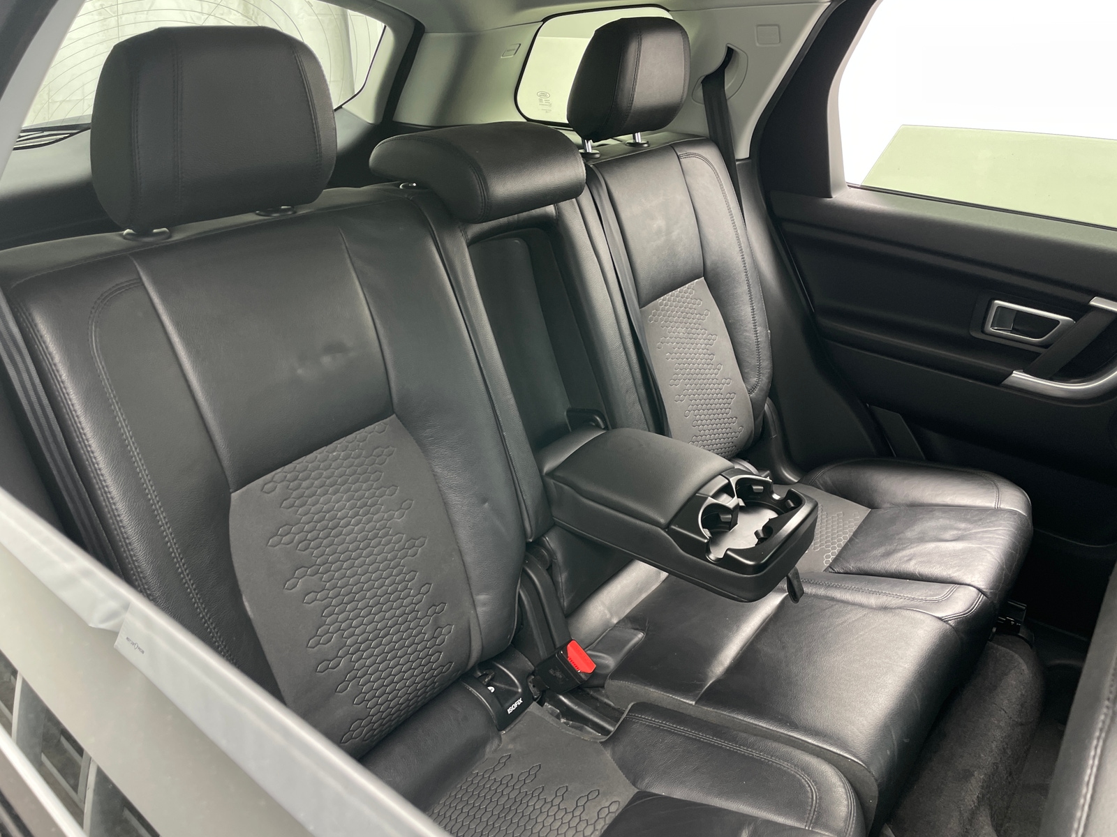 Thumbnail: 2016 Land Rover Discovery Sport - 5