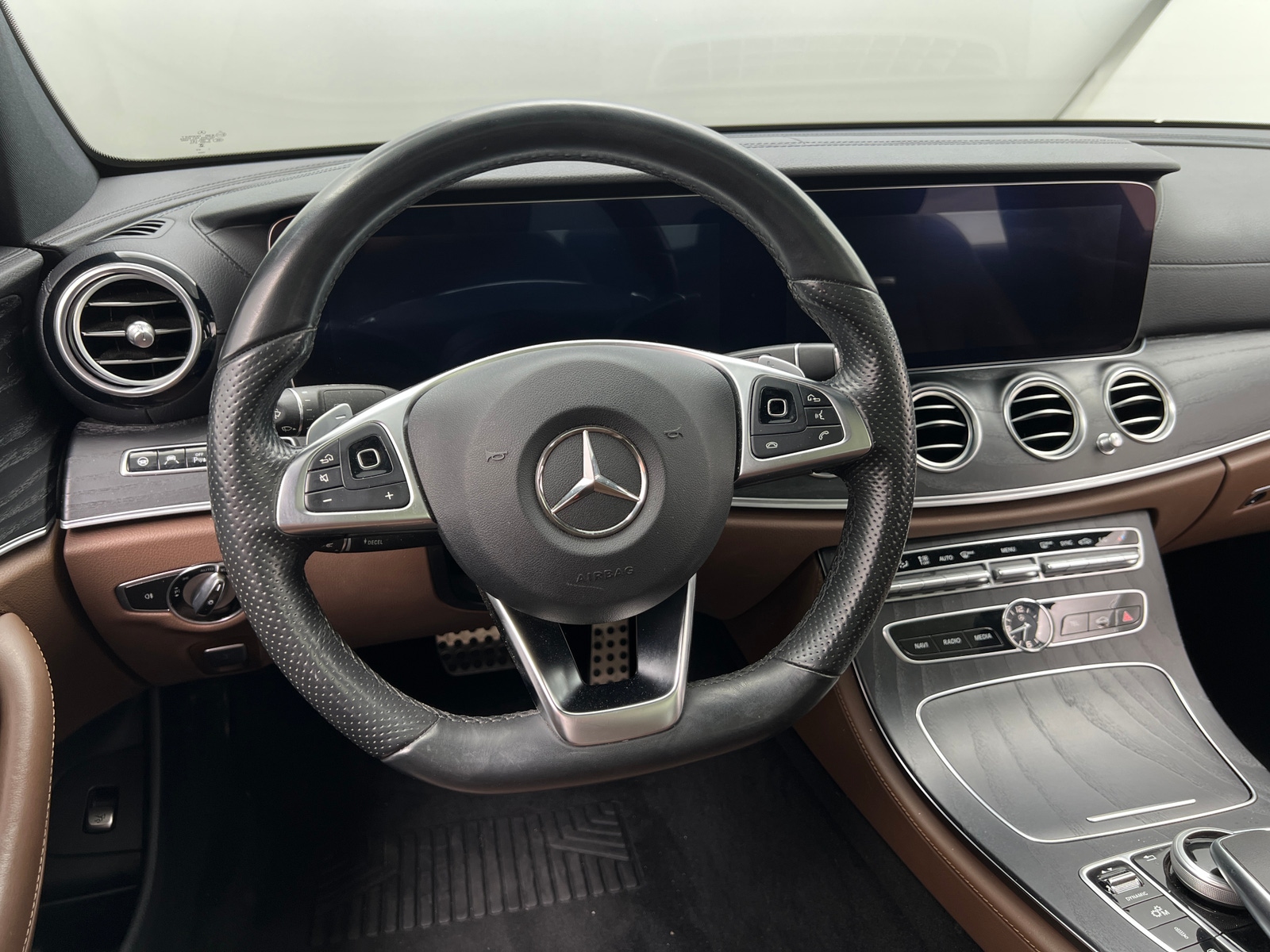 Thumbnail: 2018 Mercedes-Benz E-Class - 5