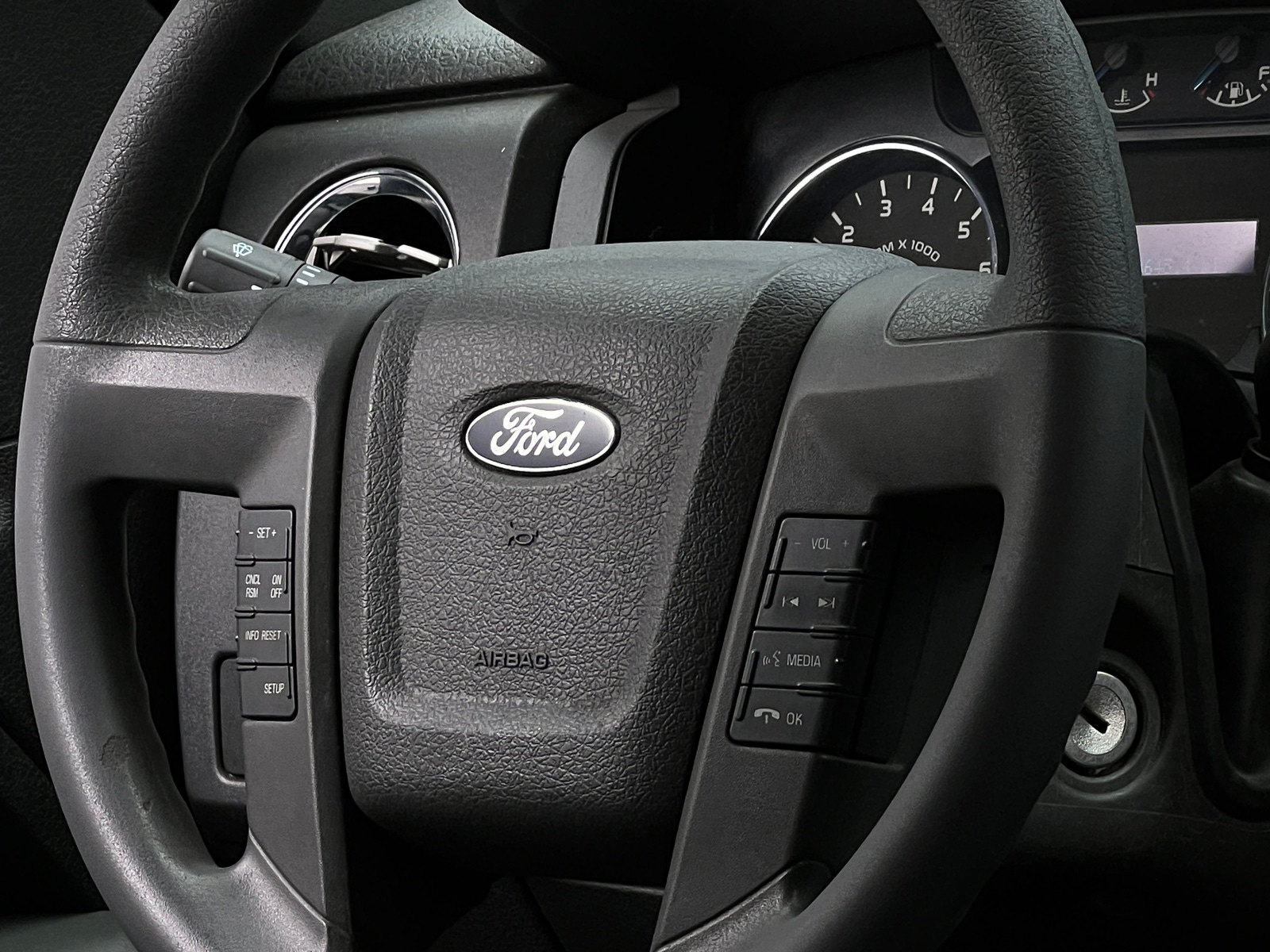 Thumbnail: 2013 Ford Econoline - 5