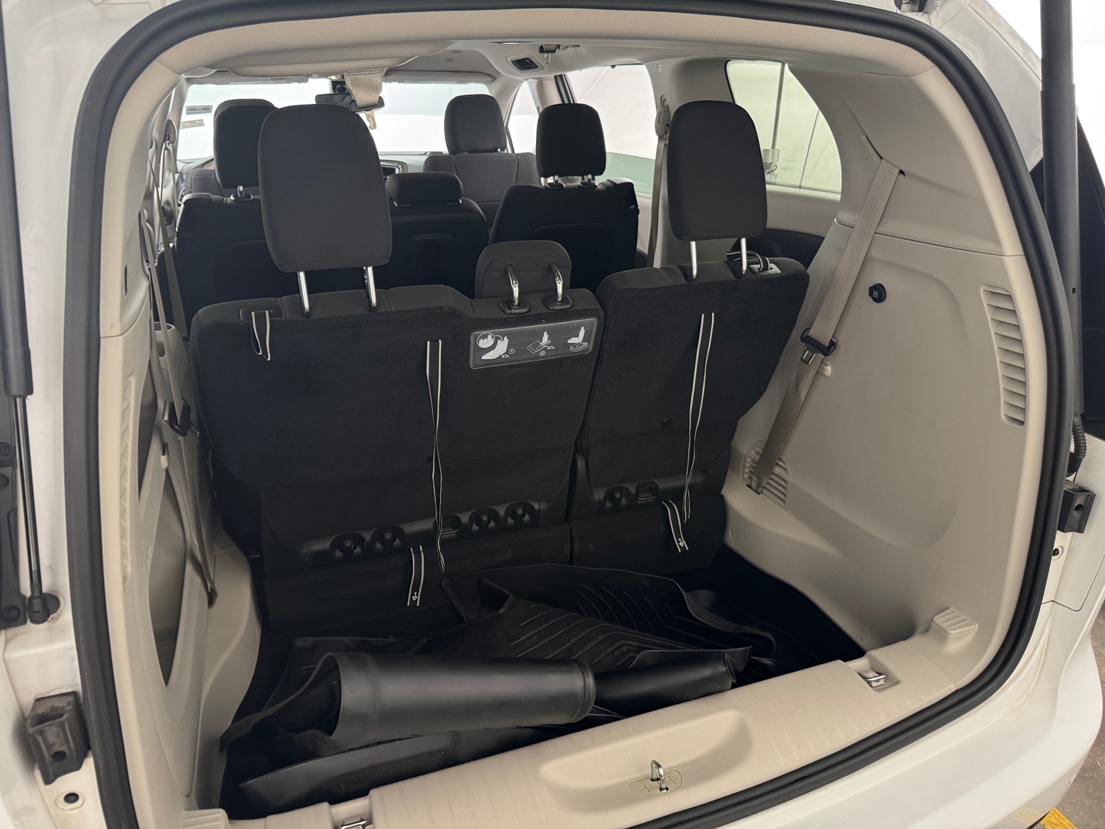 Thumbnail: 2019 Chrysler Pacifica - 7