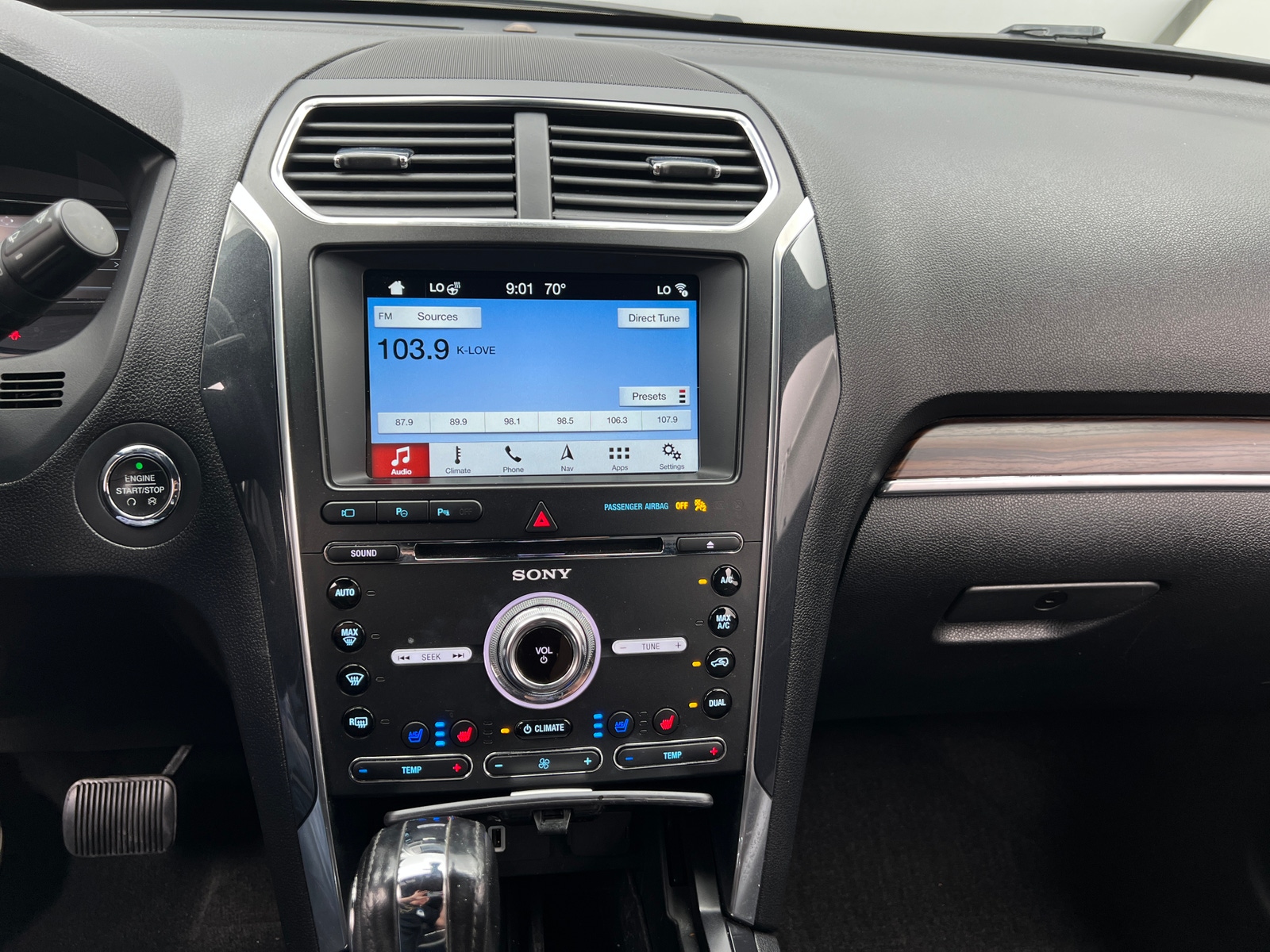 Thumbnail: 2018 Ford Explorer - 3