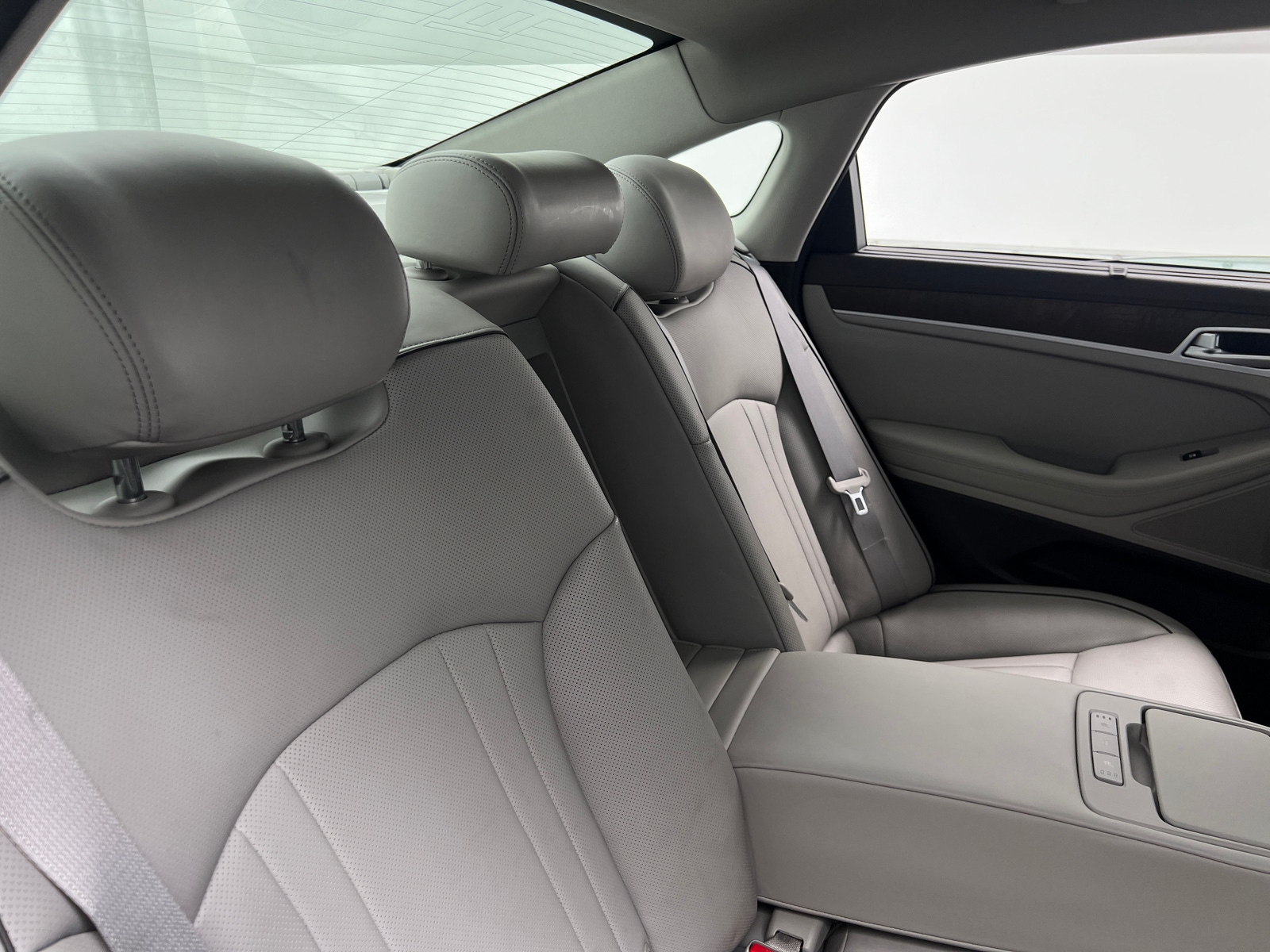 Thumbnail: 2018 Genesis G80 - 5
