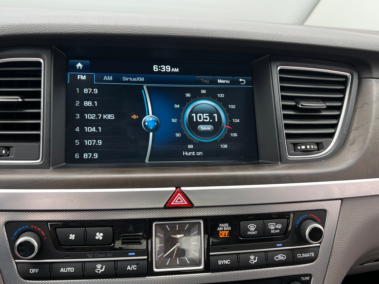 Thumbnail: 2018 Genesis G80 - 3