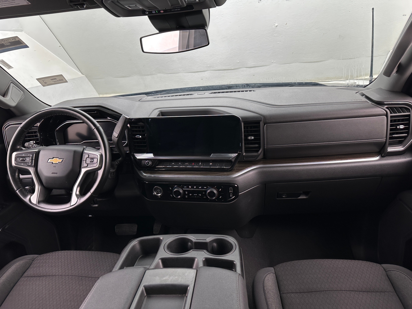 Thumbnail: 2024 Chevrolet Silverado 1500 - 3
