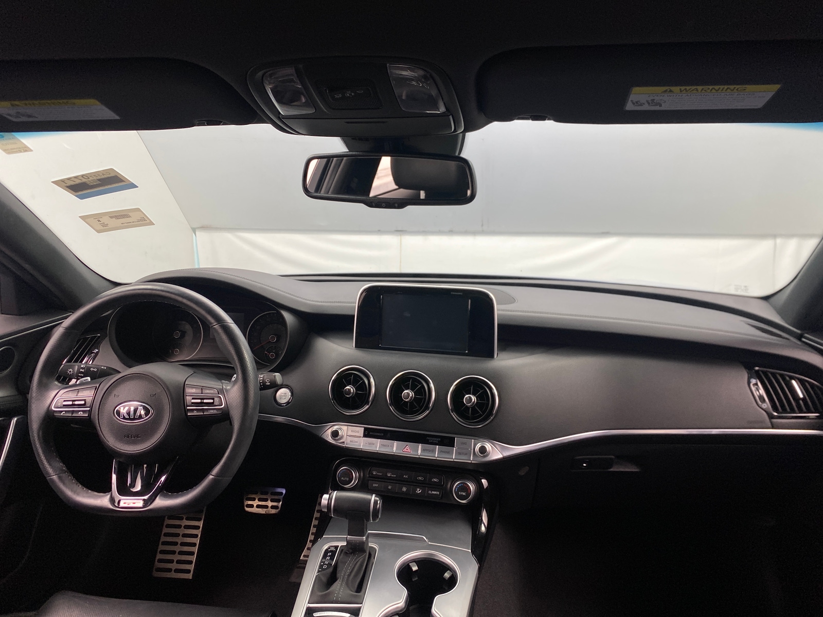 Thumbnail: 2020 Kia Stinger - 2