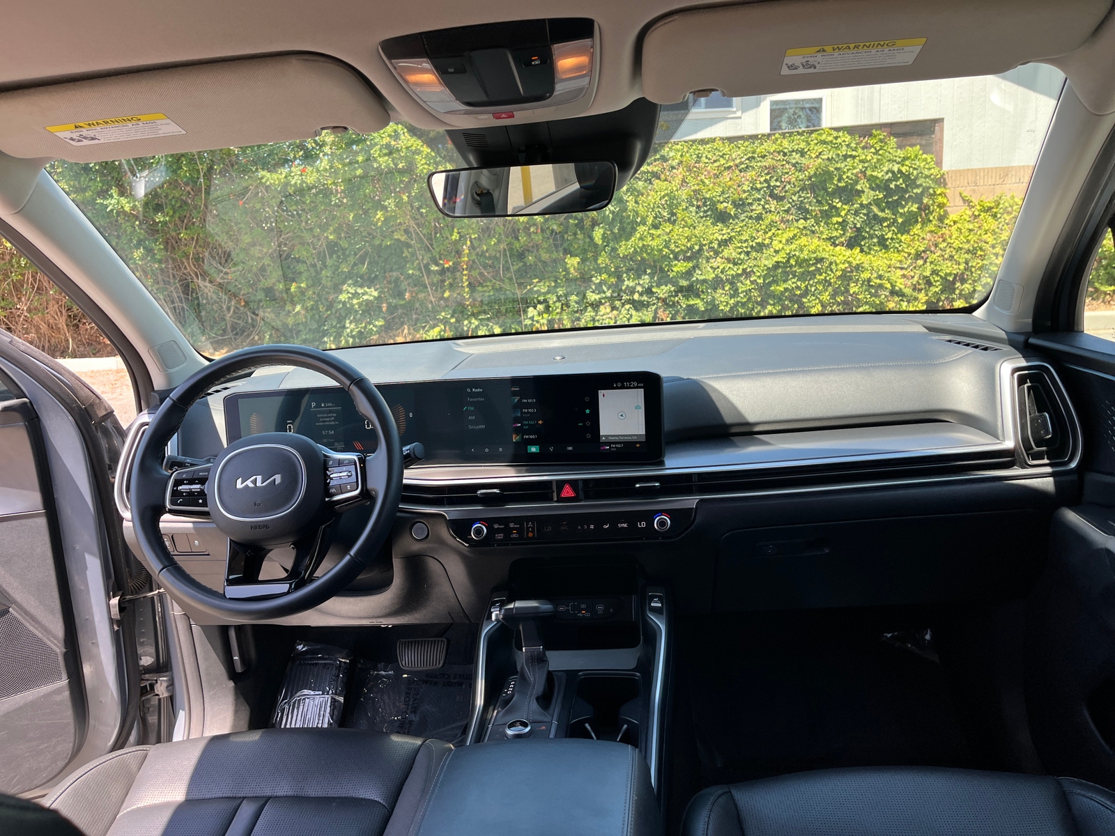 Thumbnail: 2024 Kia Sorento - 3