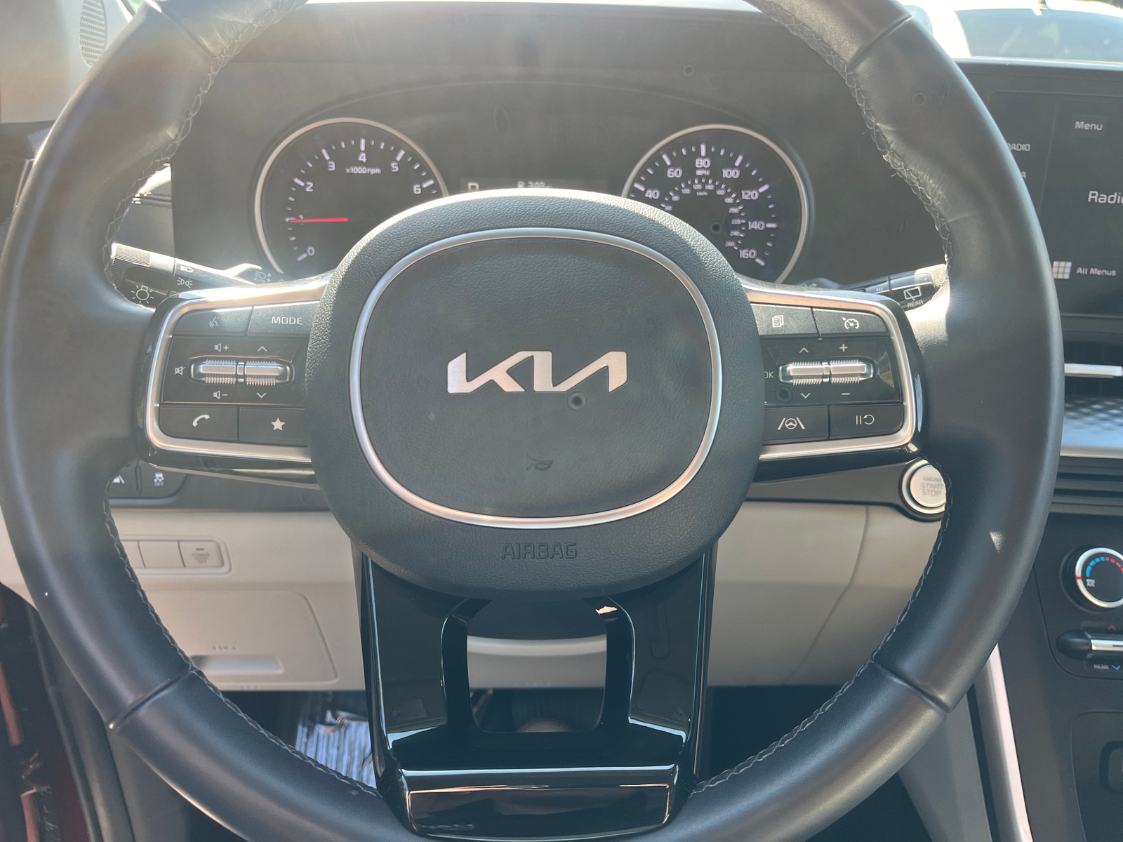 Thumbnail: 2024 Kia Carnival - 5