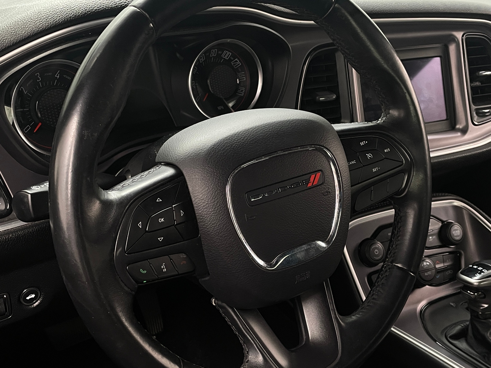 Thumbnail: 2019 Dodge Challenger - 4