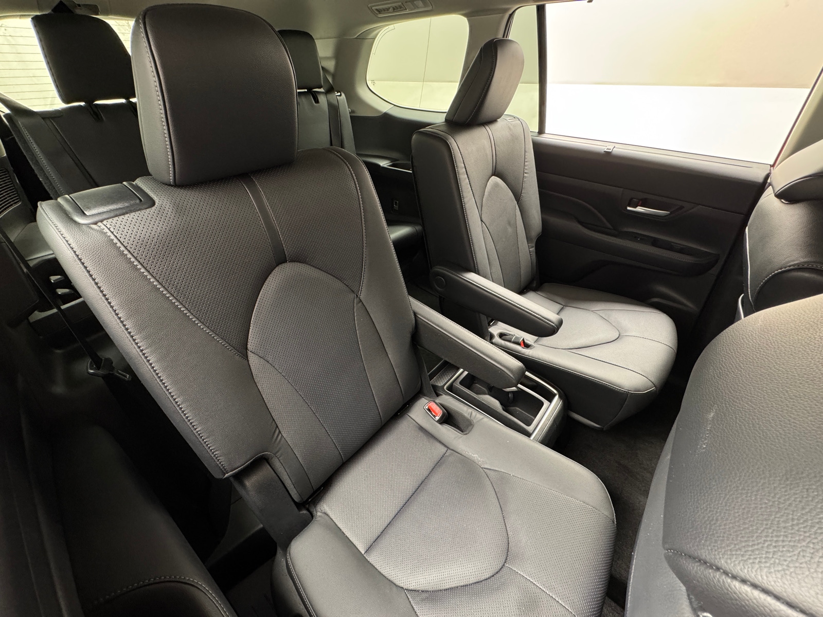 Thumbnail: 2024 Toyota Grand Highlander - 6