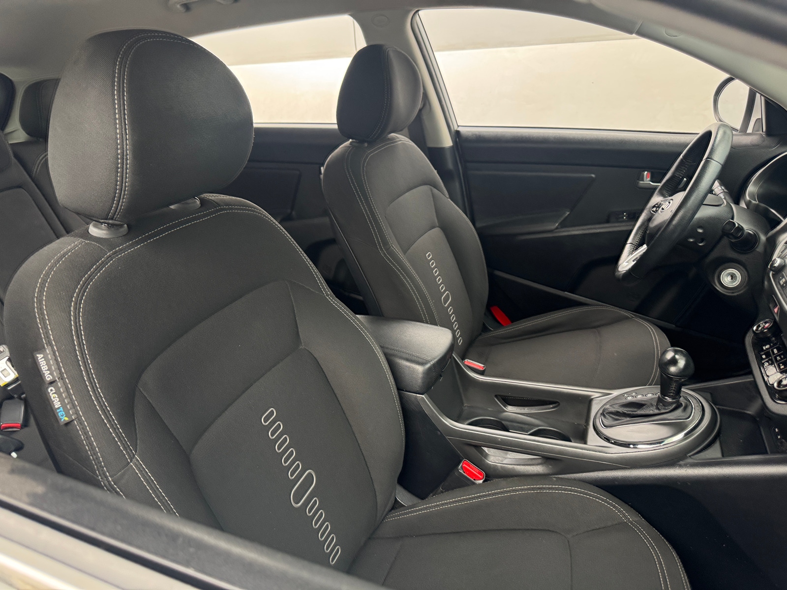 Thumbnail: 2012 Kia Sportage - 2