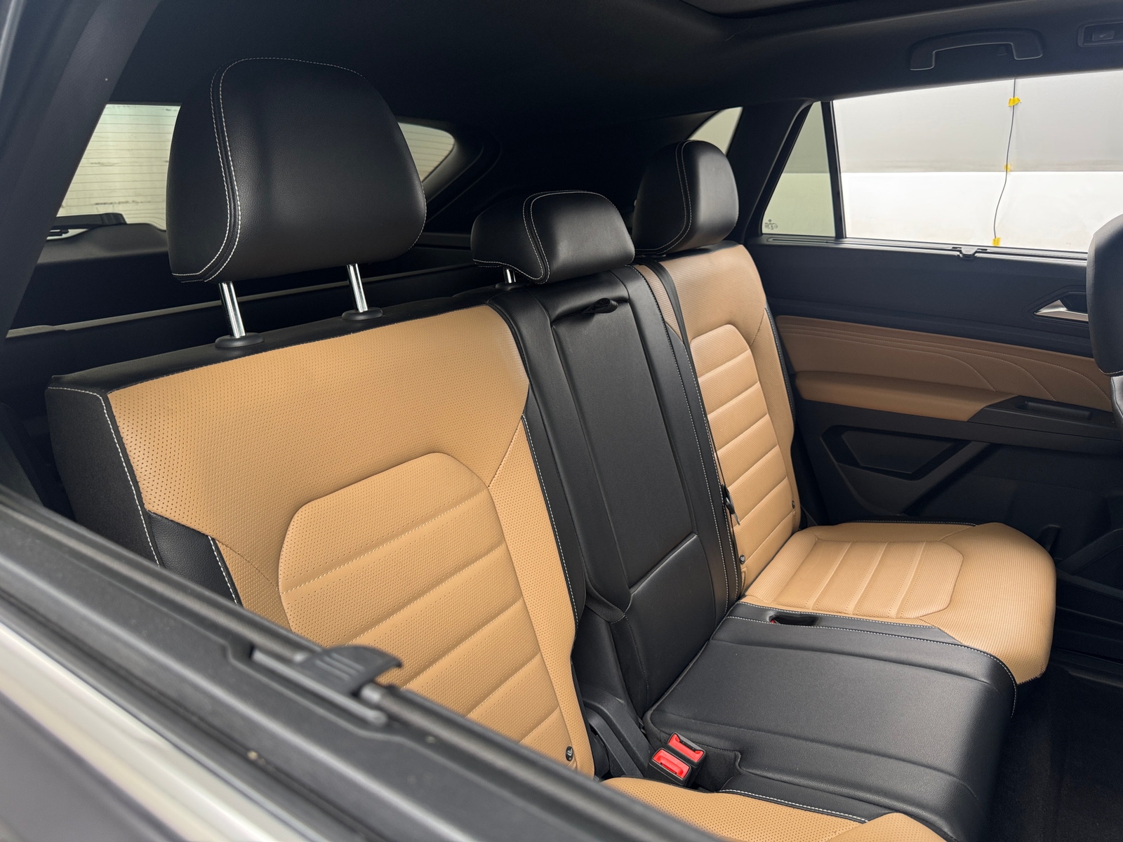 Thumbnail: 2022 Volkswagen Atlas - 5