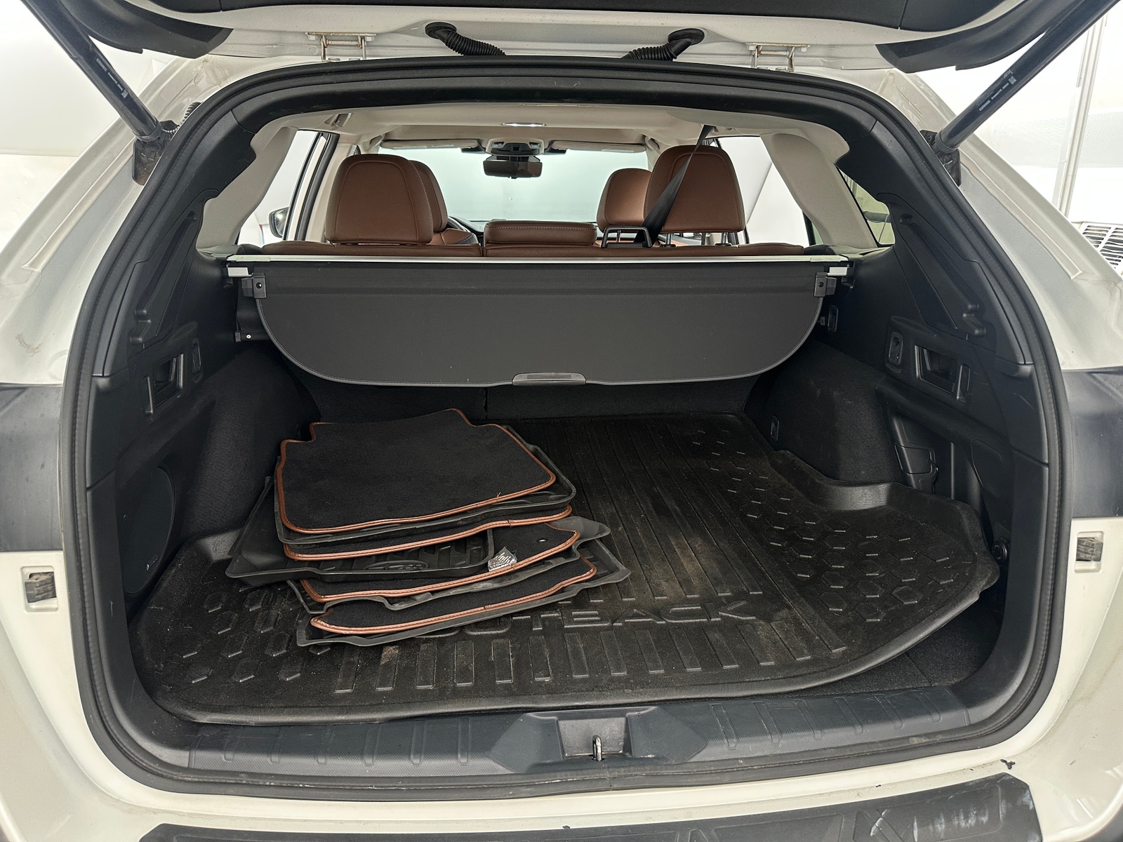 Thumbnail: 2023 Subaru Outback - 6