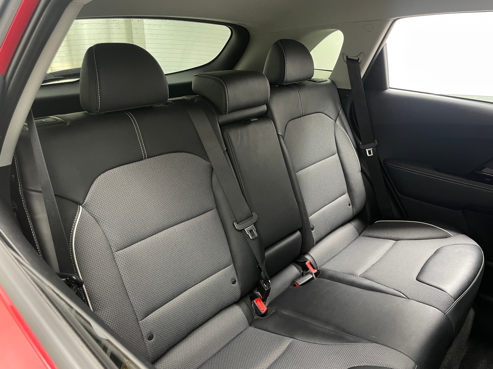 Thumbnail: 2021 Kia Niro - 6