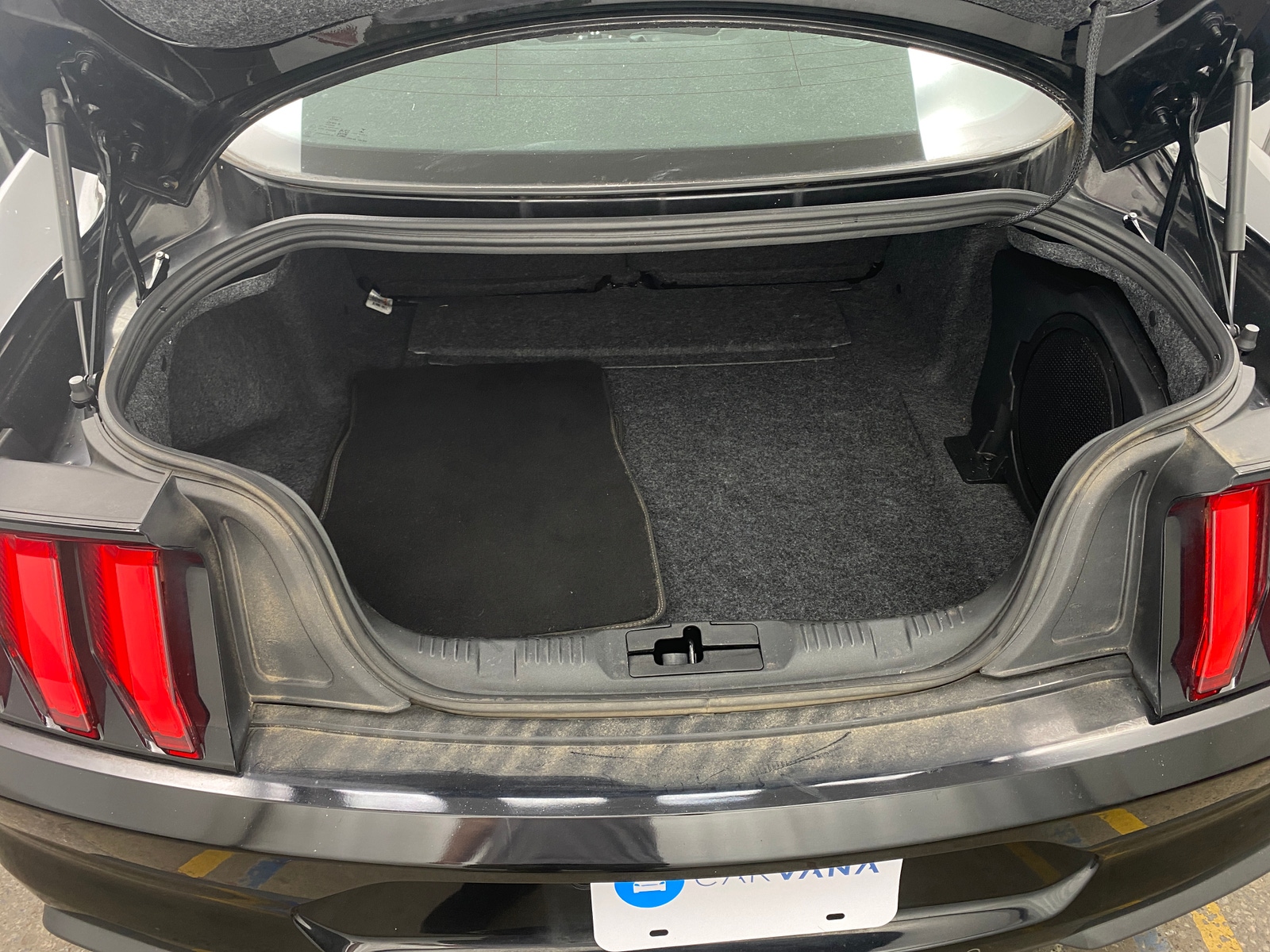Thumbnail: 2019 Ford Mustang - 4