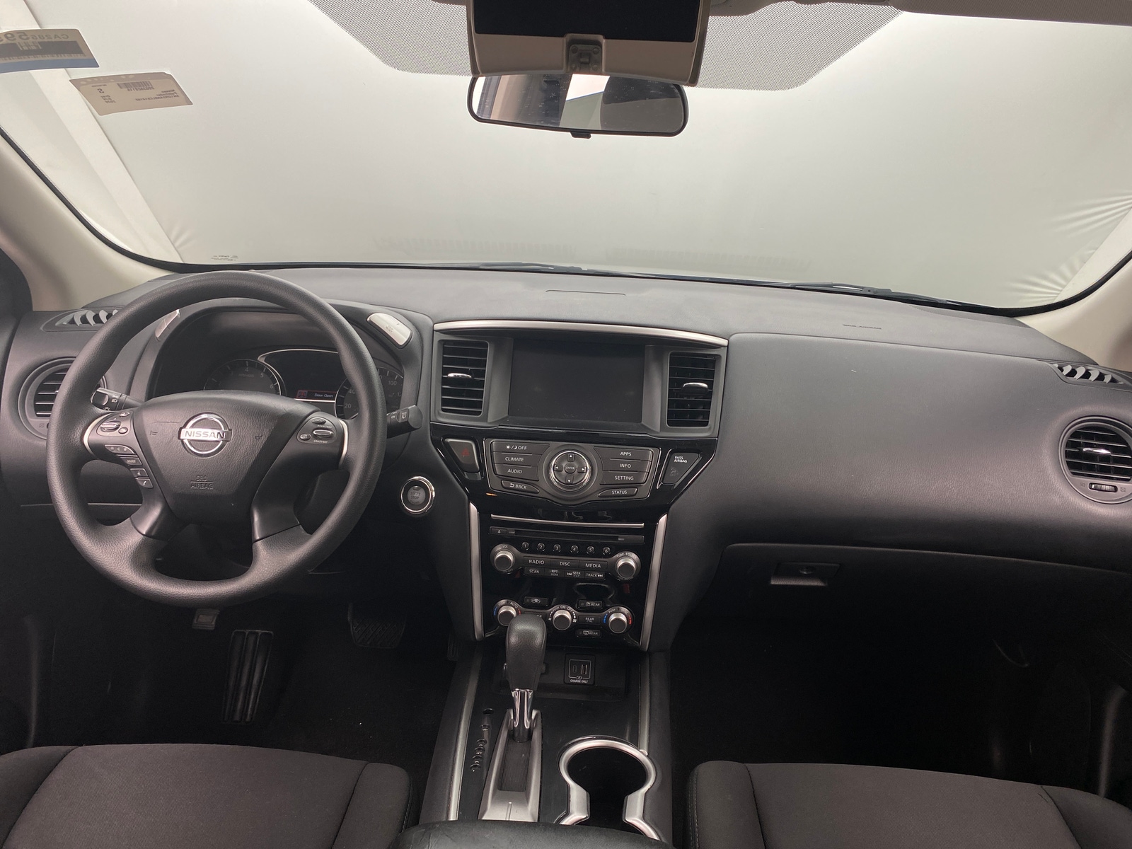 Thumbnail: 2020 Nissan Pathfinder - 3