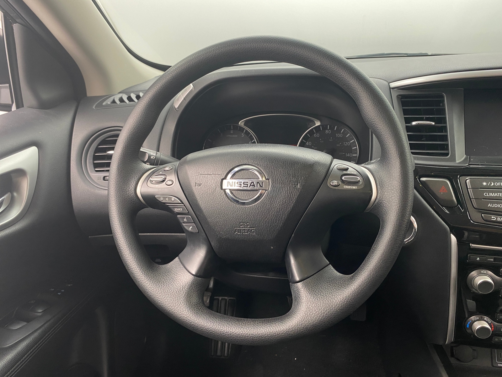 Thumbnail: 2020 Nissan Pathfinder - 5
