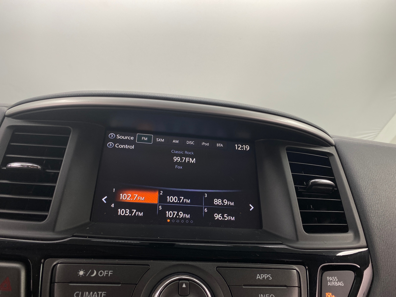 Thumbnail: 2020 Nissan Pathfinder - 4