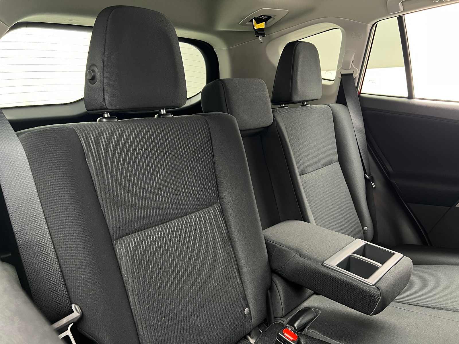 Thumbnail: 2016 Toyota RAV4 - 6