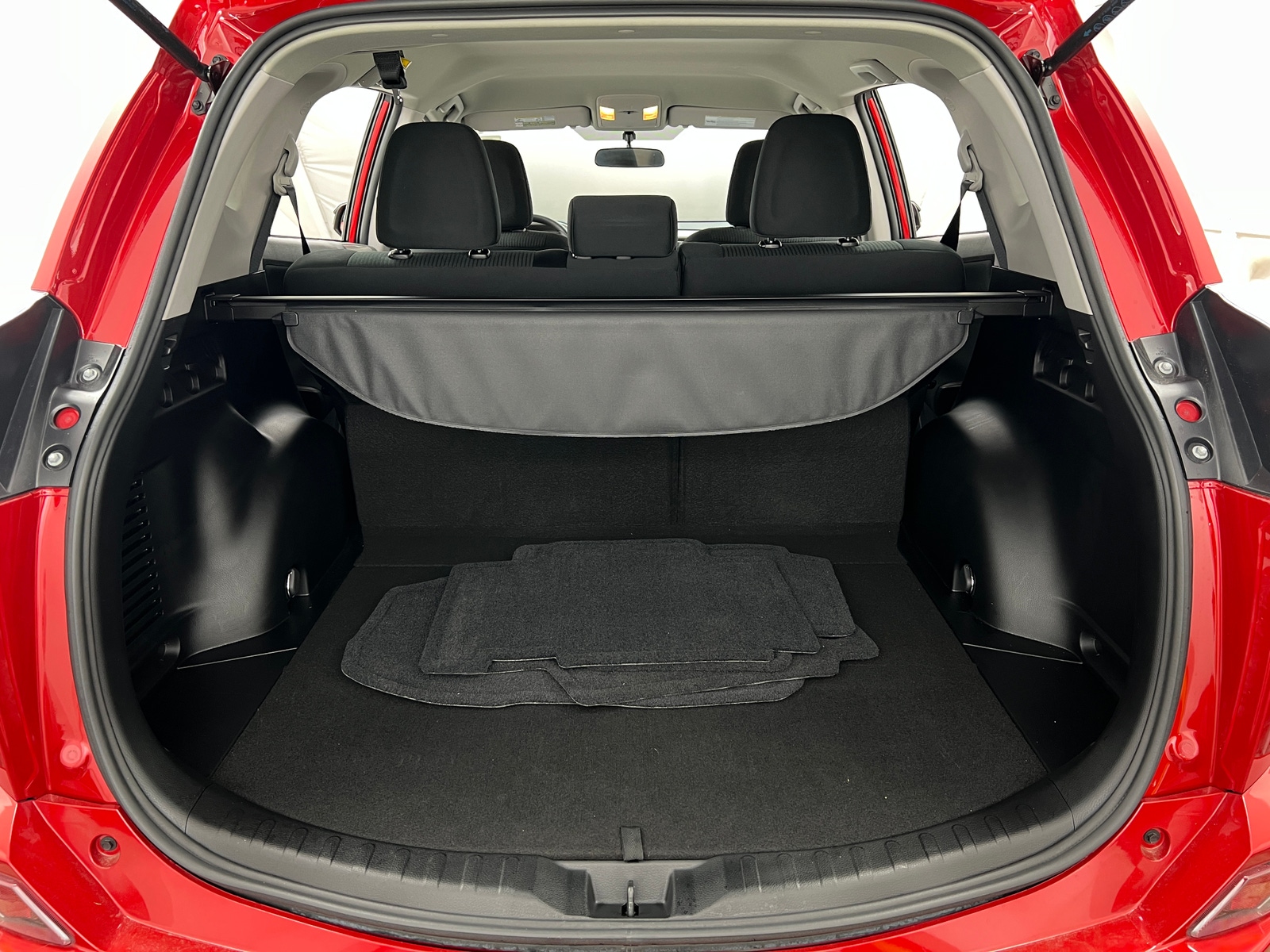 Thumbnail: 2016 Toyota RAV4 - 7