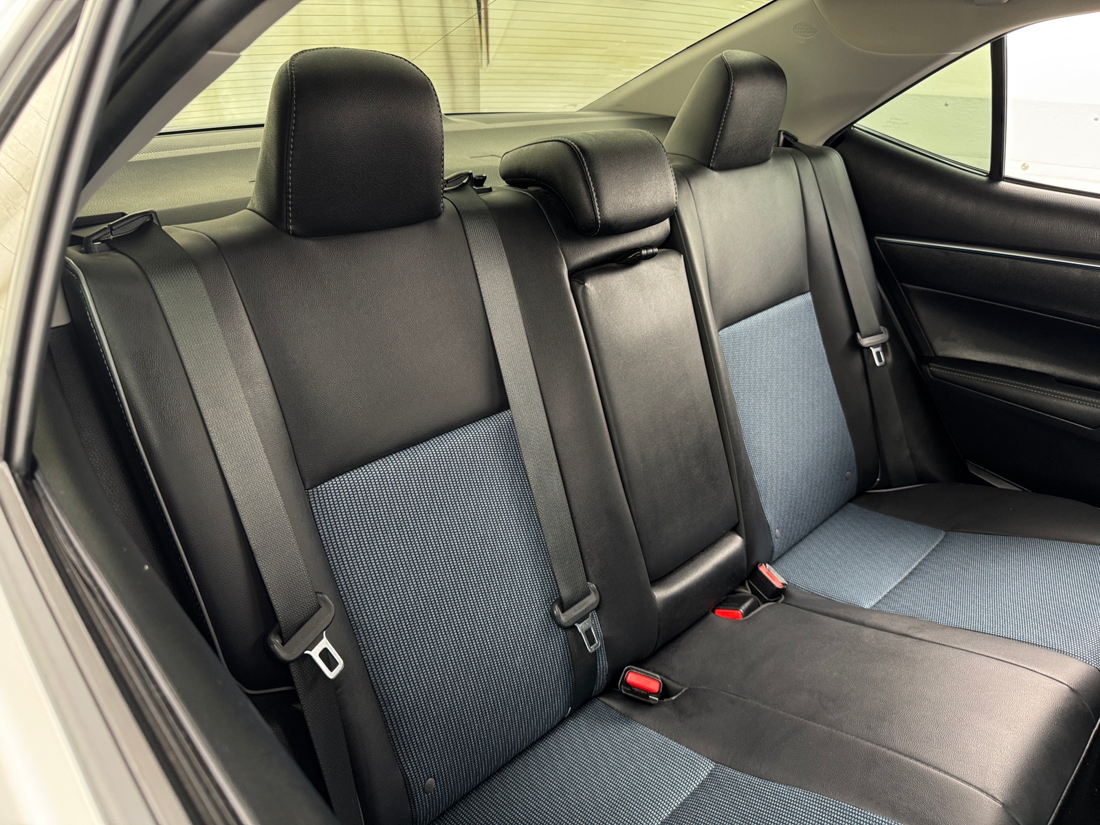 Thumbnail: 2016 Toyota Corolla - 6