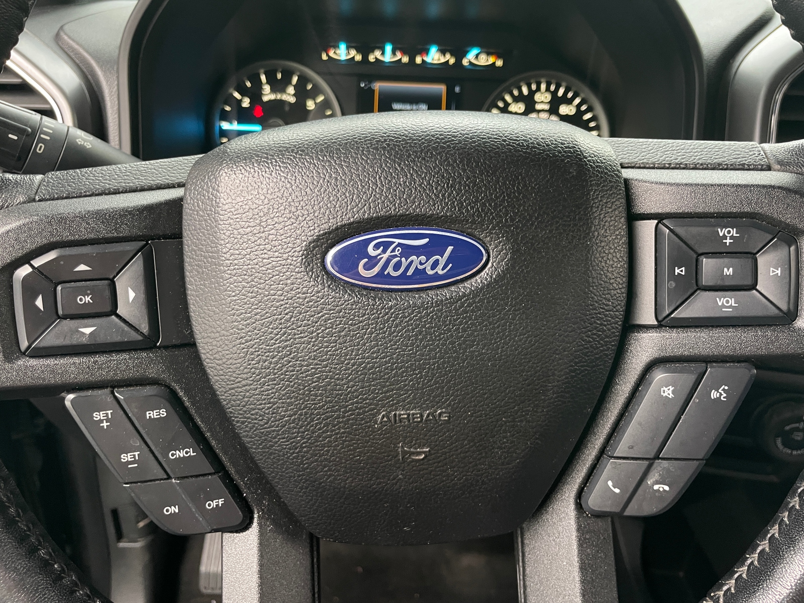 Thumbnail: 2018 Ford Econoline - 5