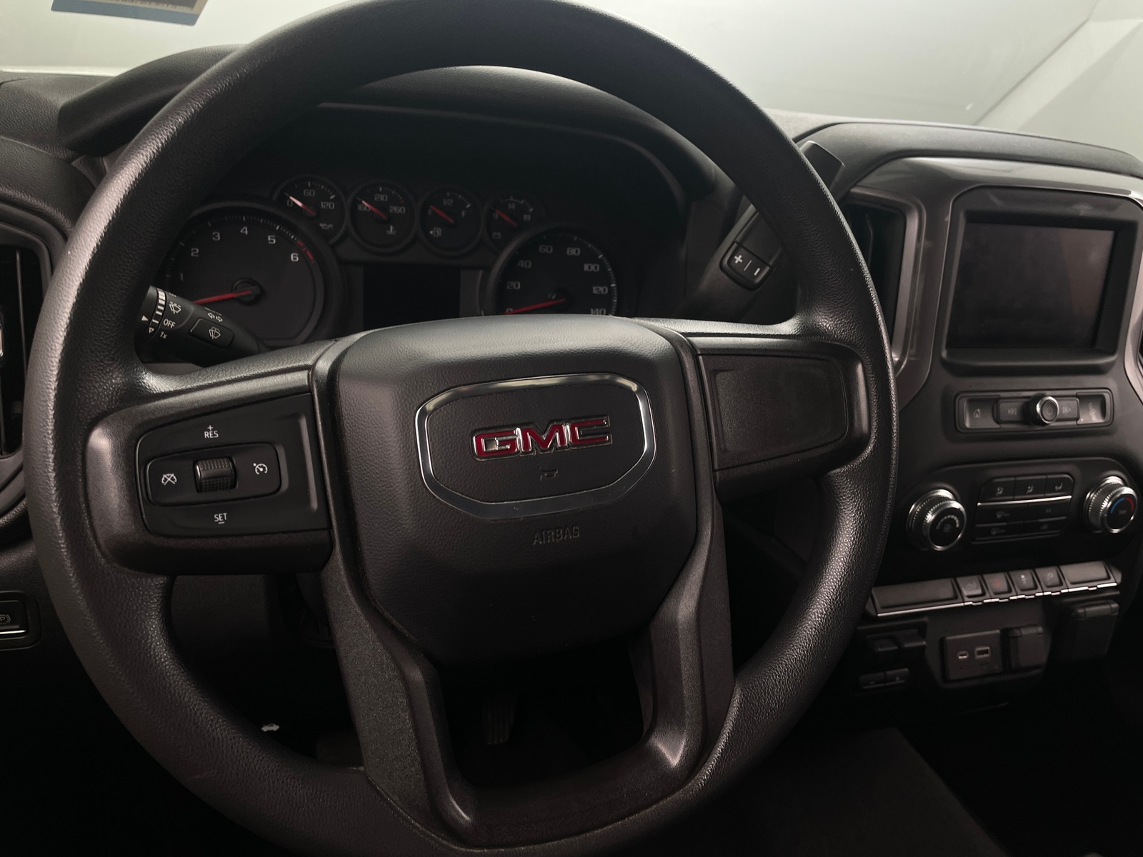 Thumbnail: 2022 GMC Sierra 2500 - 5