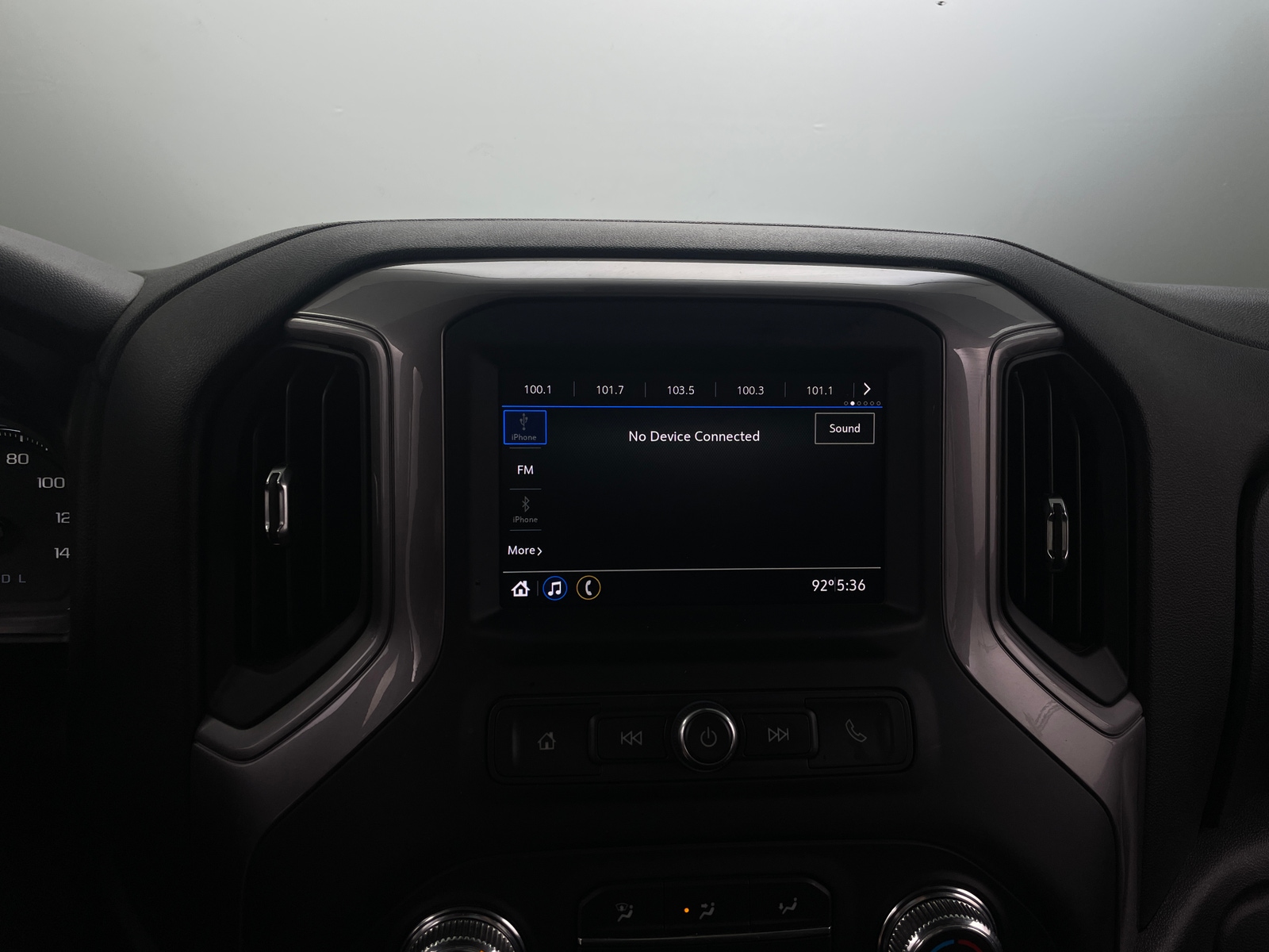 Thumbnail: 2022 GMC Sierra 2500 - 4