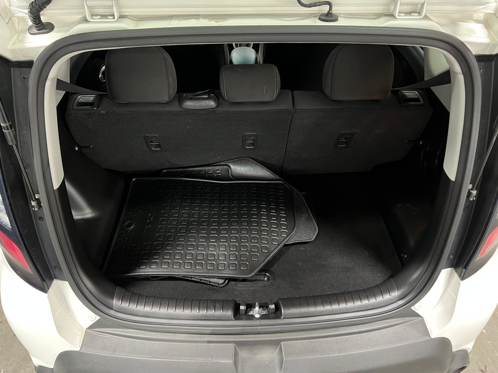 Thumbnail: 2016 Kia Soul - 7