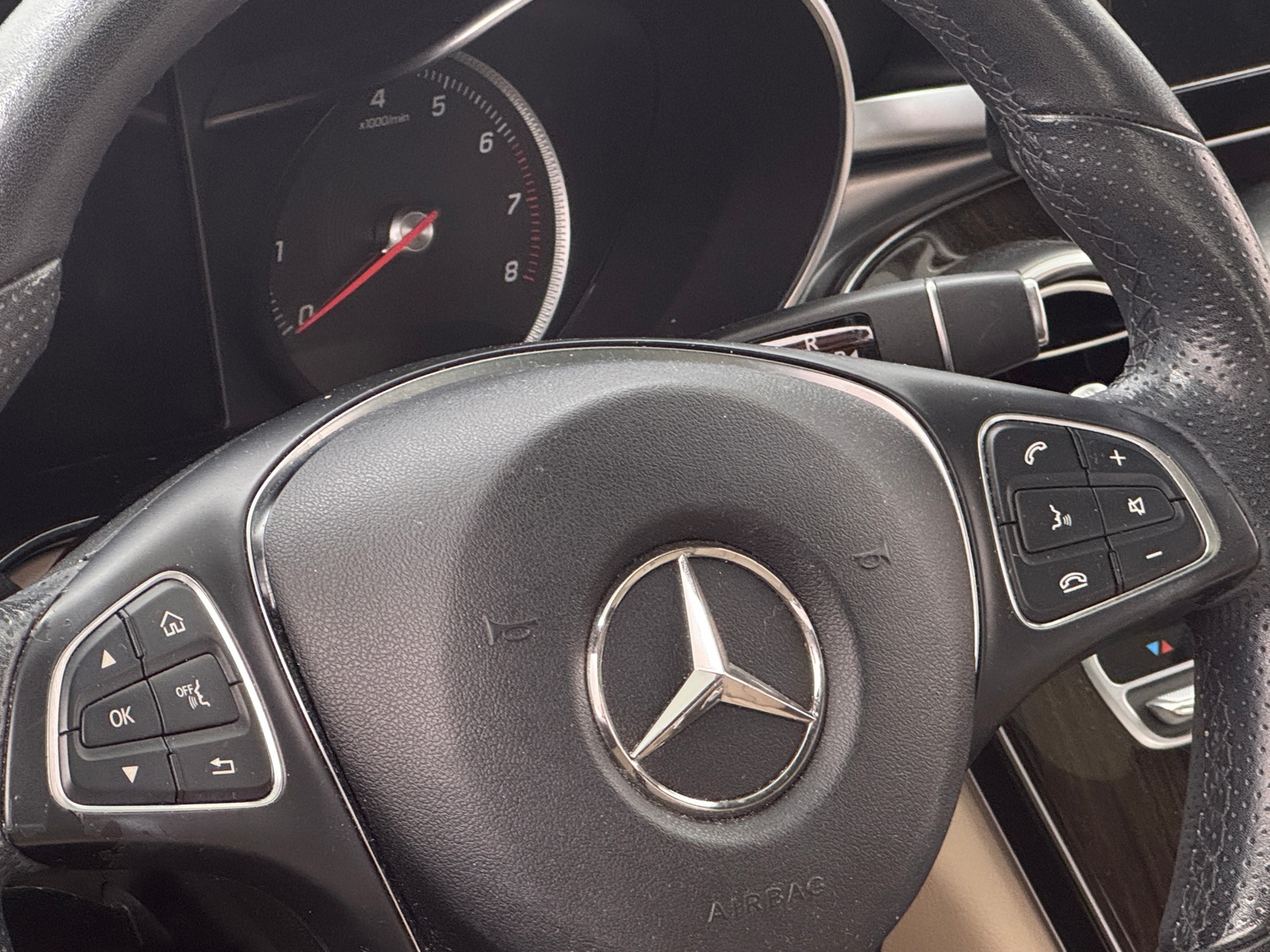 Thumbnail: 2018 Mercedes-Benz C-Class - 4