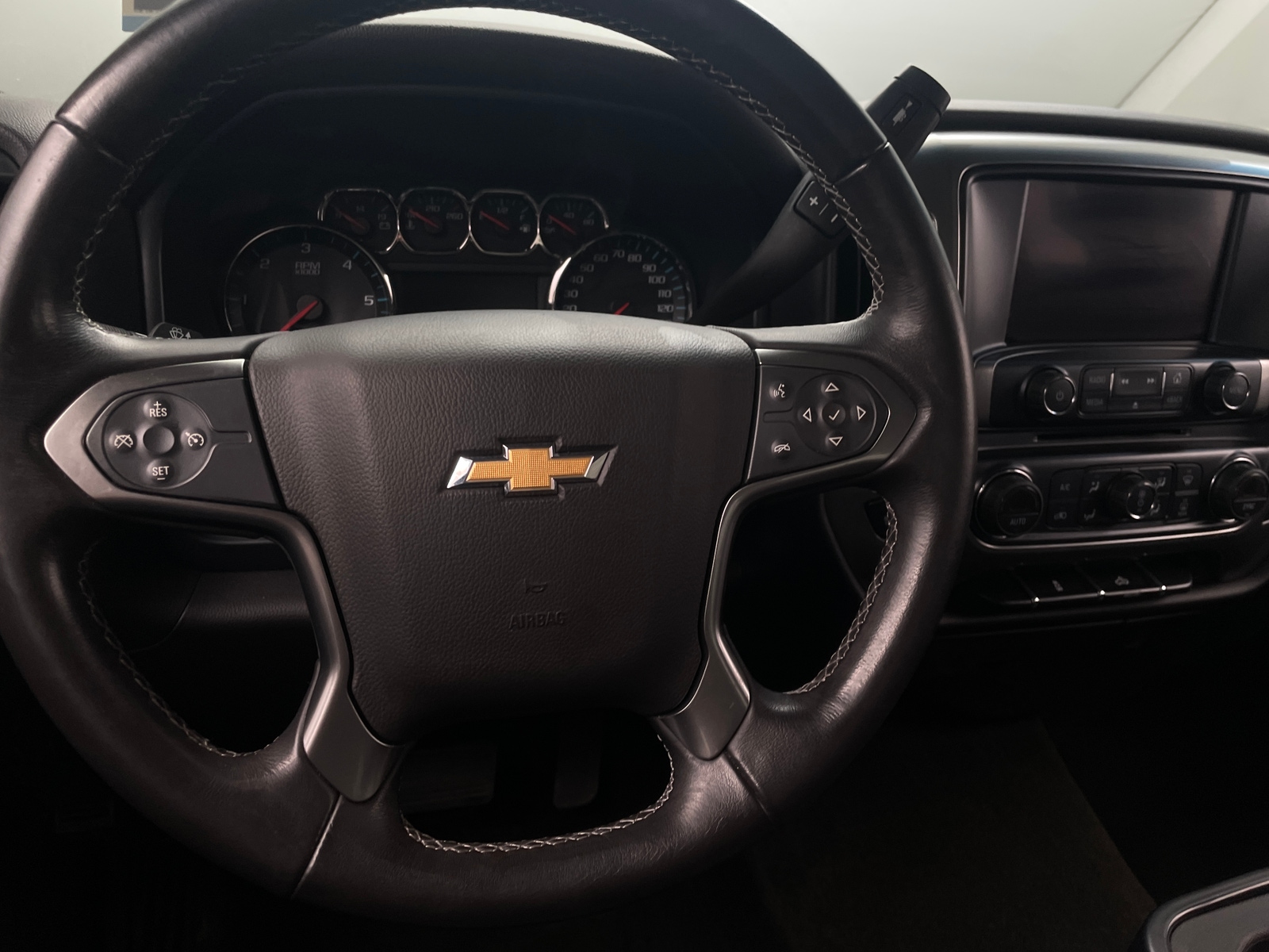 Thumbnail: 2017 Chevrolet Silverado 1500 - 5