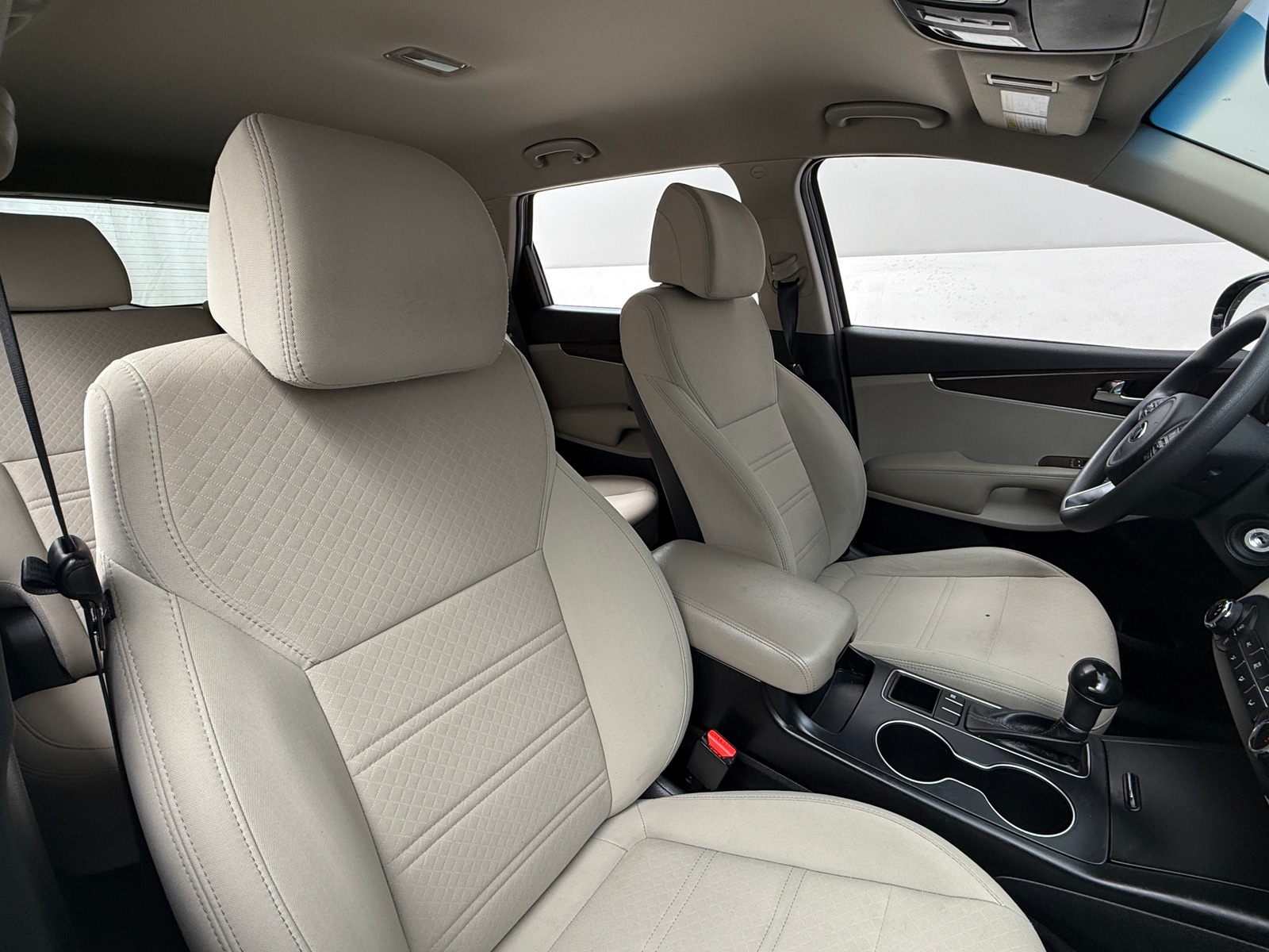 Thumbnail: 2017 Kia Sorento - 2