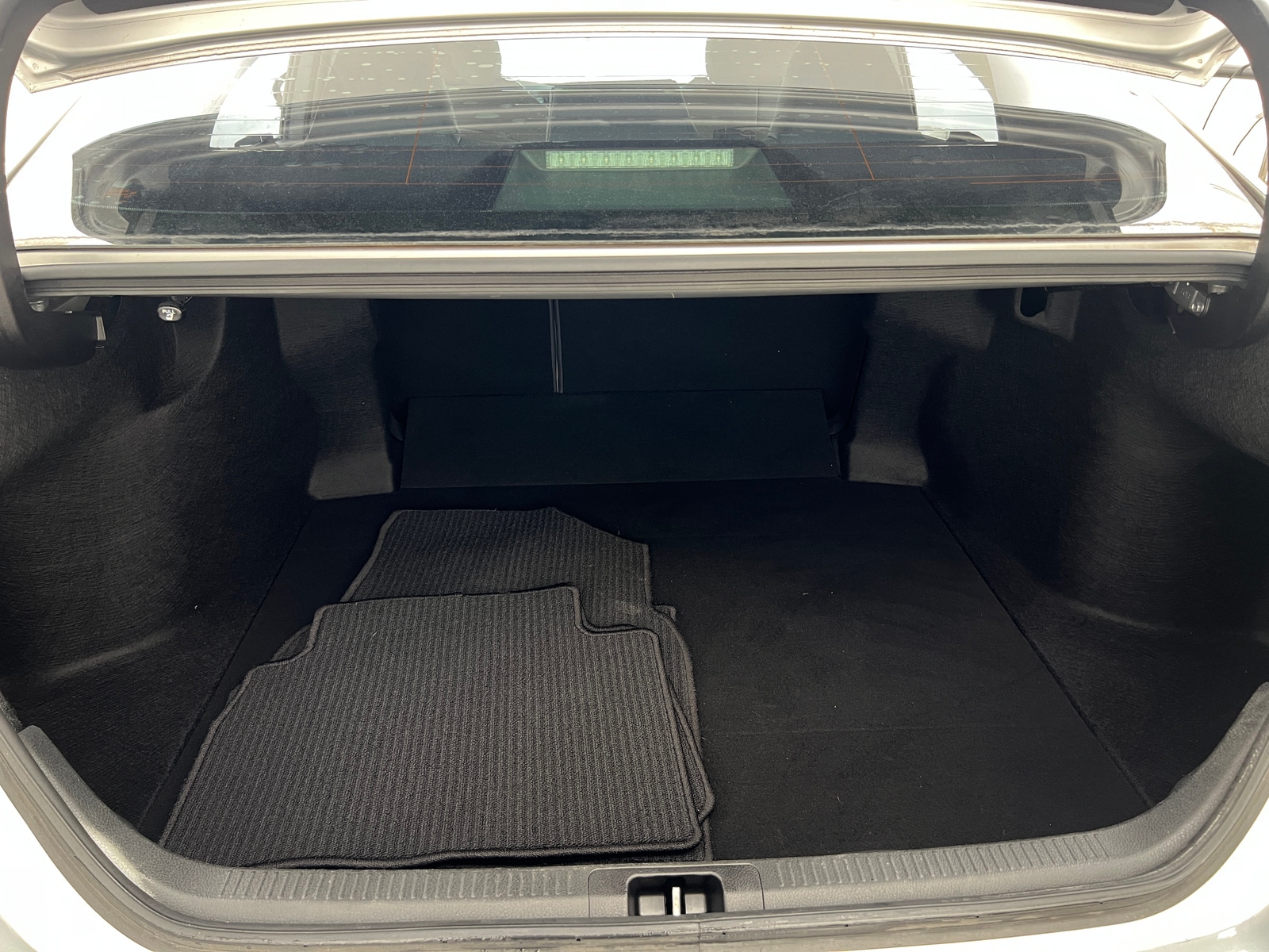 Thumbnail: 2019 Toyota Camry - 7