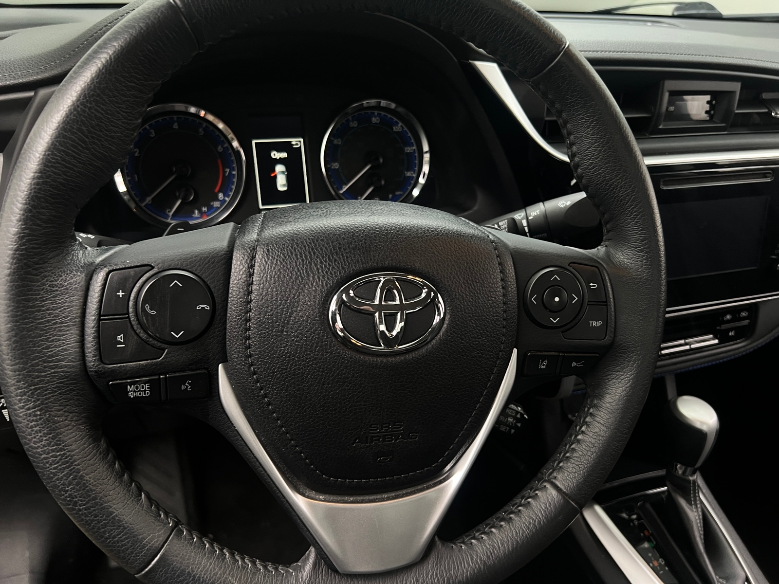 Thumbnail: 2017 Toyota Corolla - 5