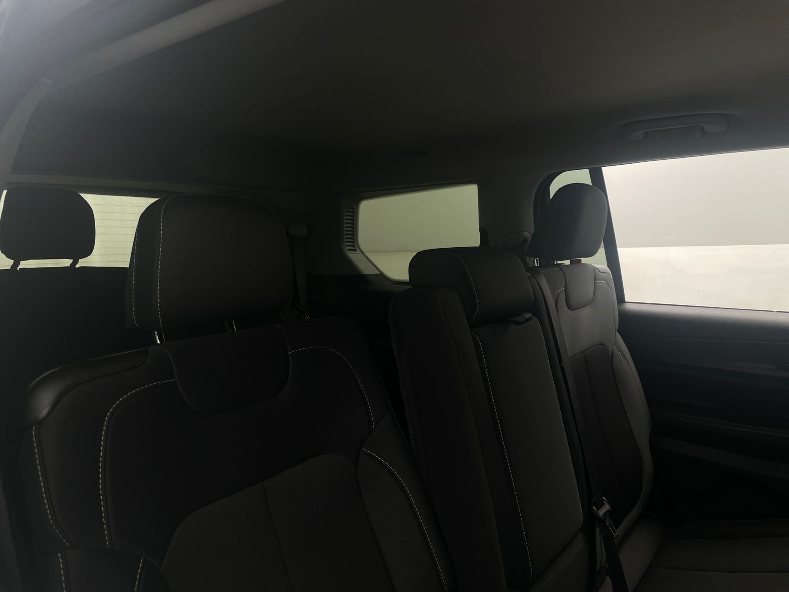 Thumbnail: 2023 Jeep Grand Cherokee L - 6