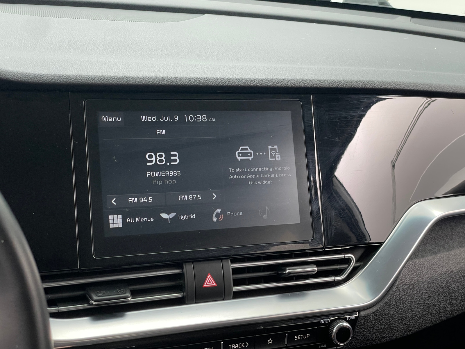 Thumbnail: 2022 Kia Niro - 4