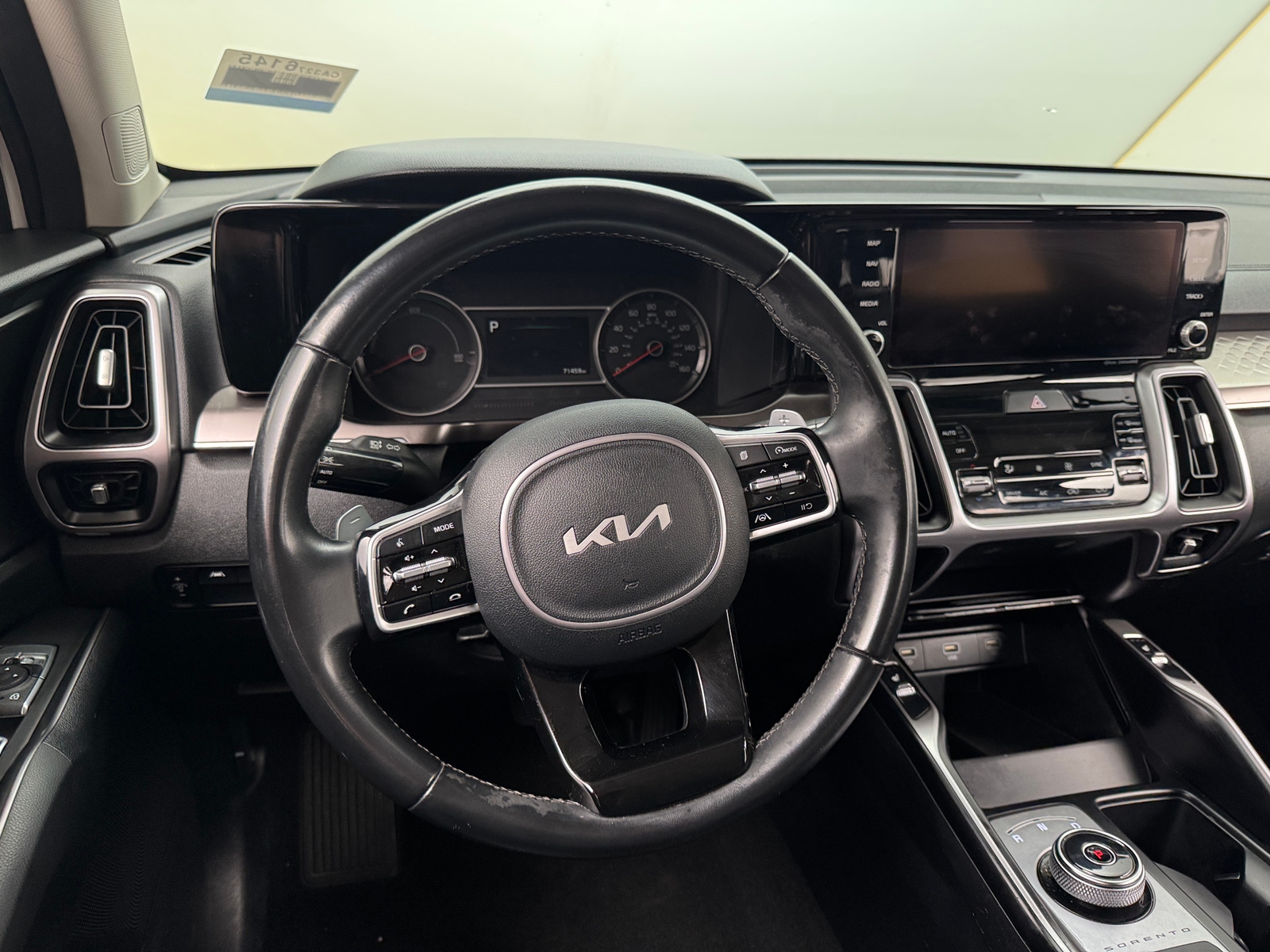 Thumbnail: 2022 Kia Sorento - 4
