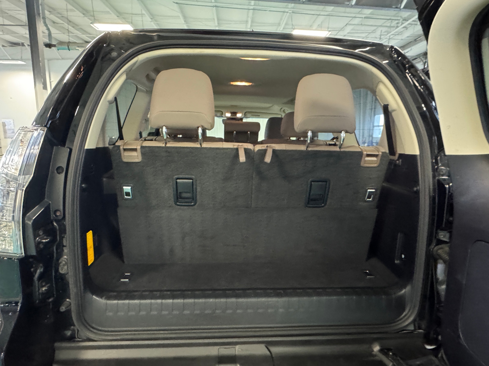 Thumbnail: 2020 Lexus GX - 6