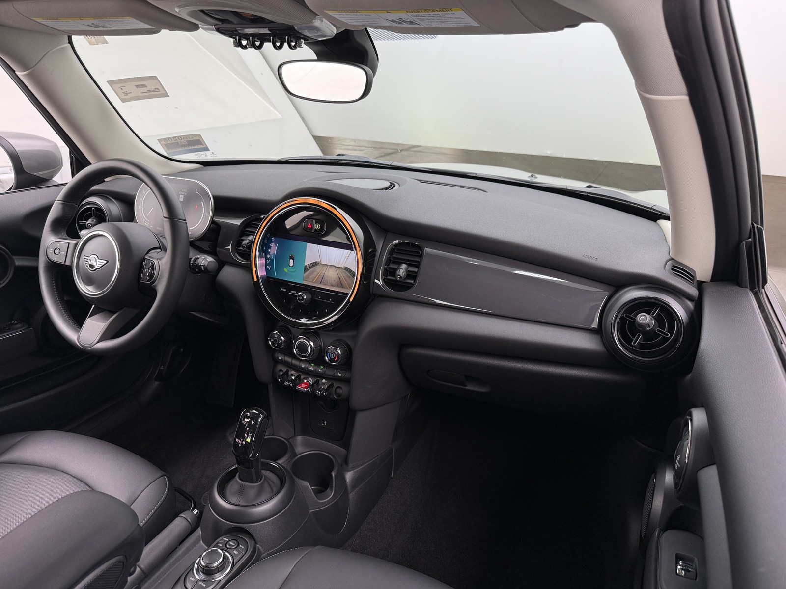 Thumbnail: 2023 MINI Cooper Hardtop - 3