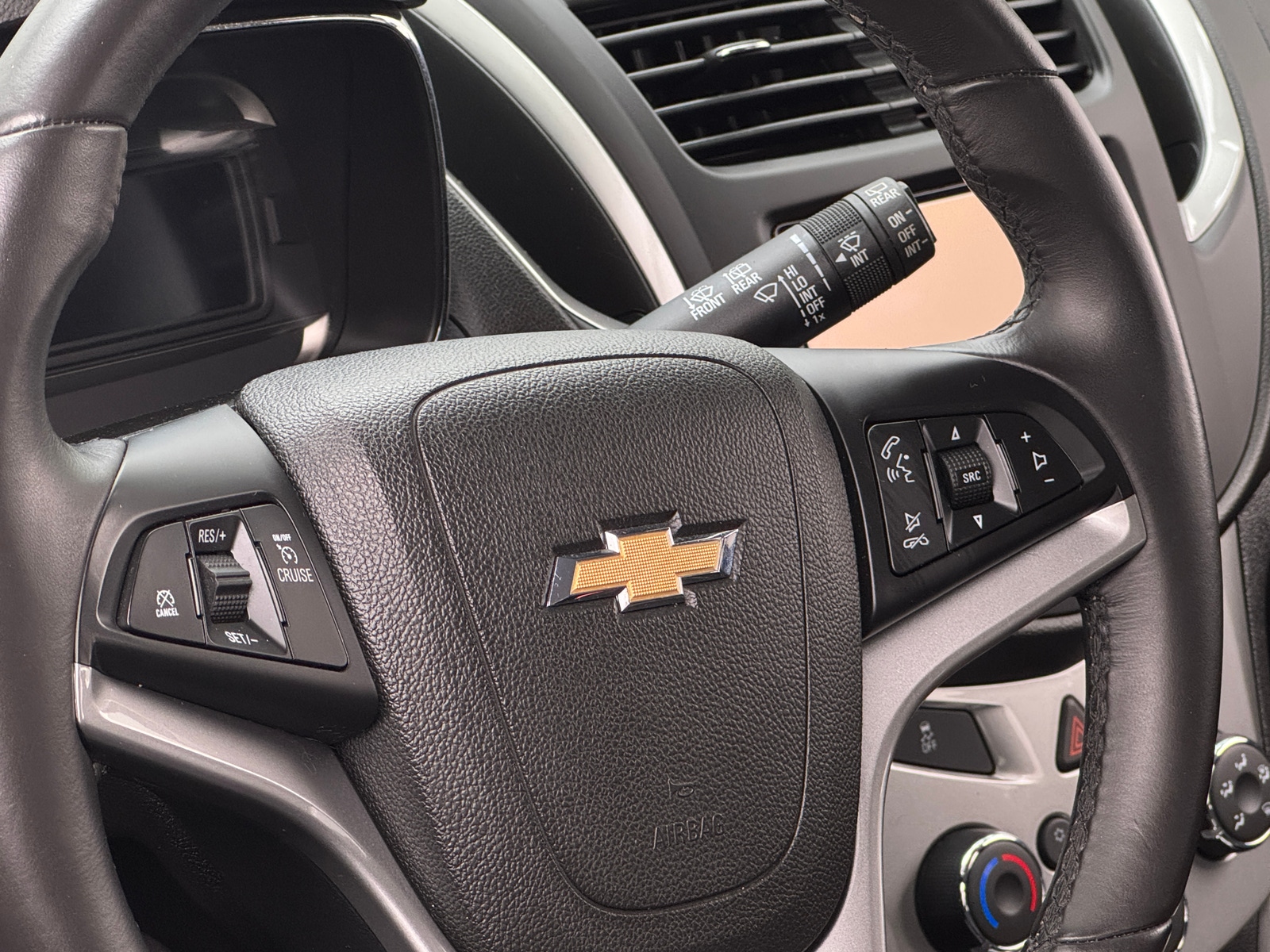 Thumbnail: 2016 Chevrolet Trax - 5