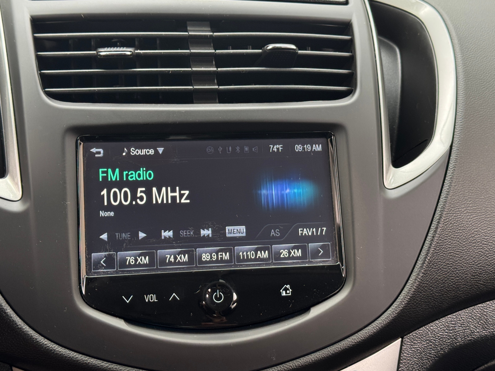 Thumbnail: 2016 Chevrolet Trax - 4