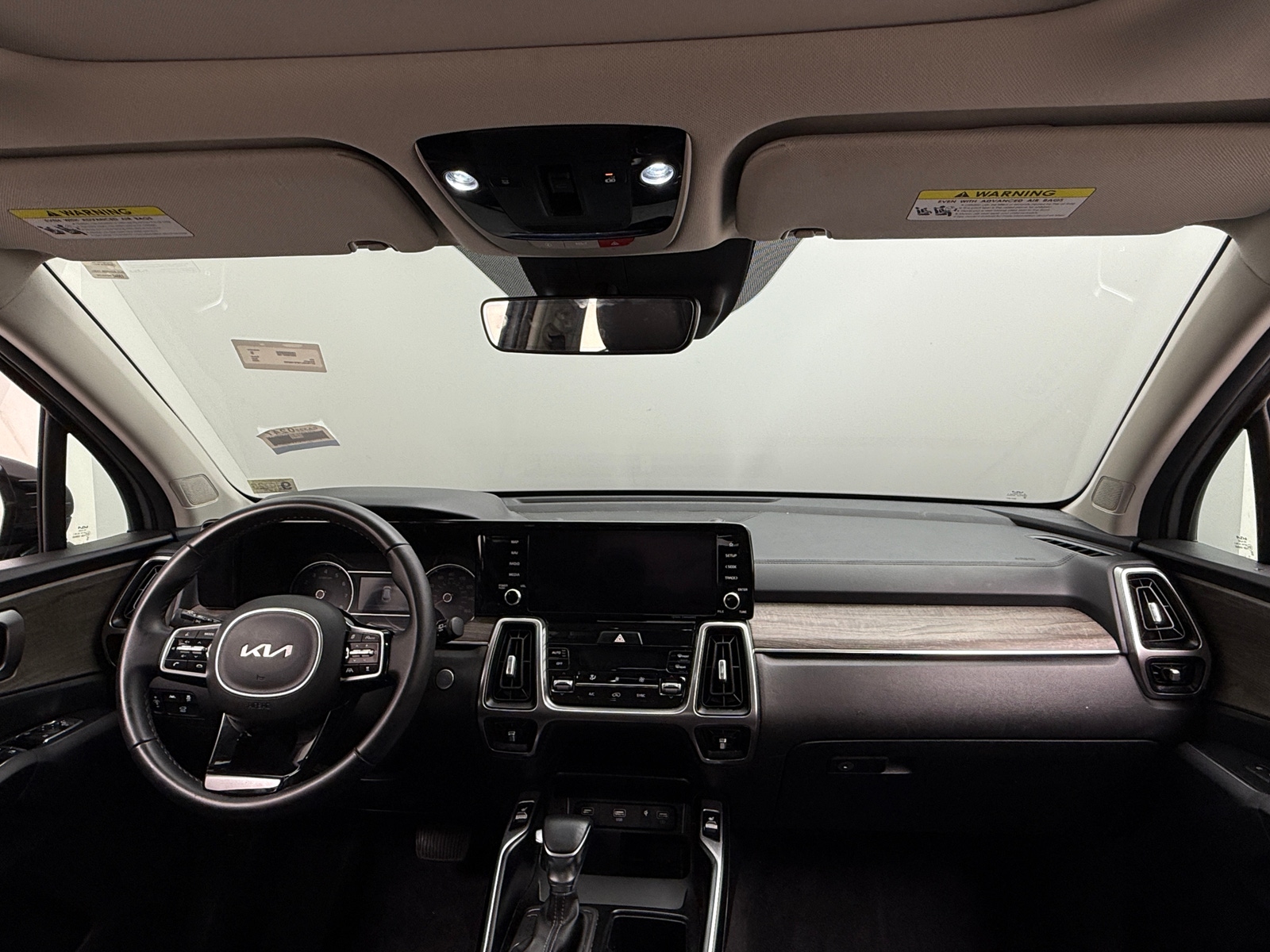 Thumbnail: 2023 Kia Sorento - 2