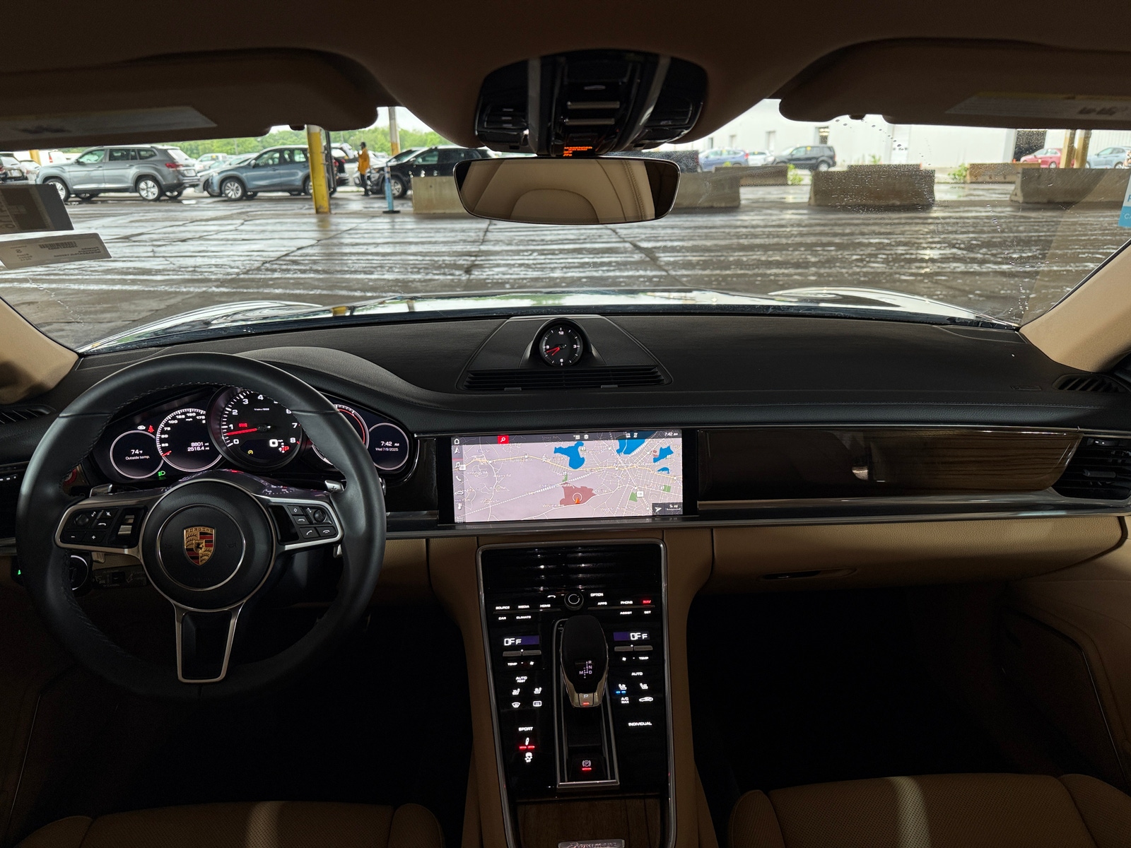 Thumbnail: 2018 Porsche Panamera - 2